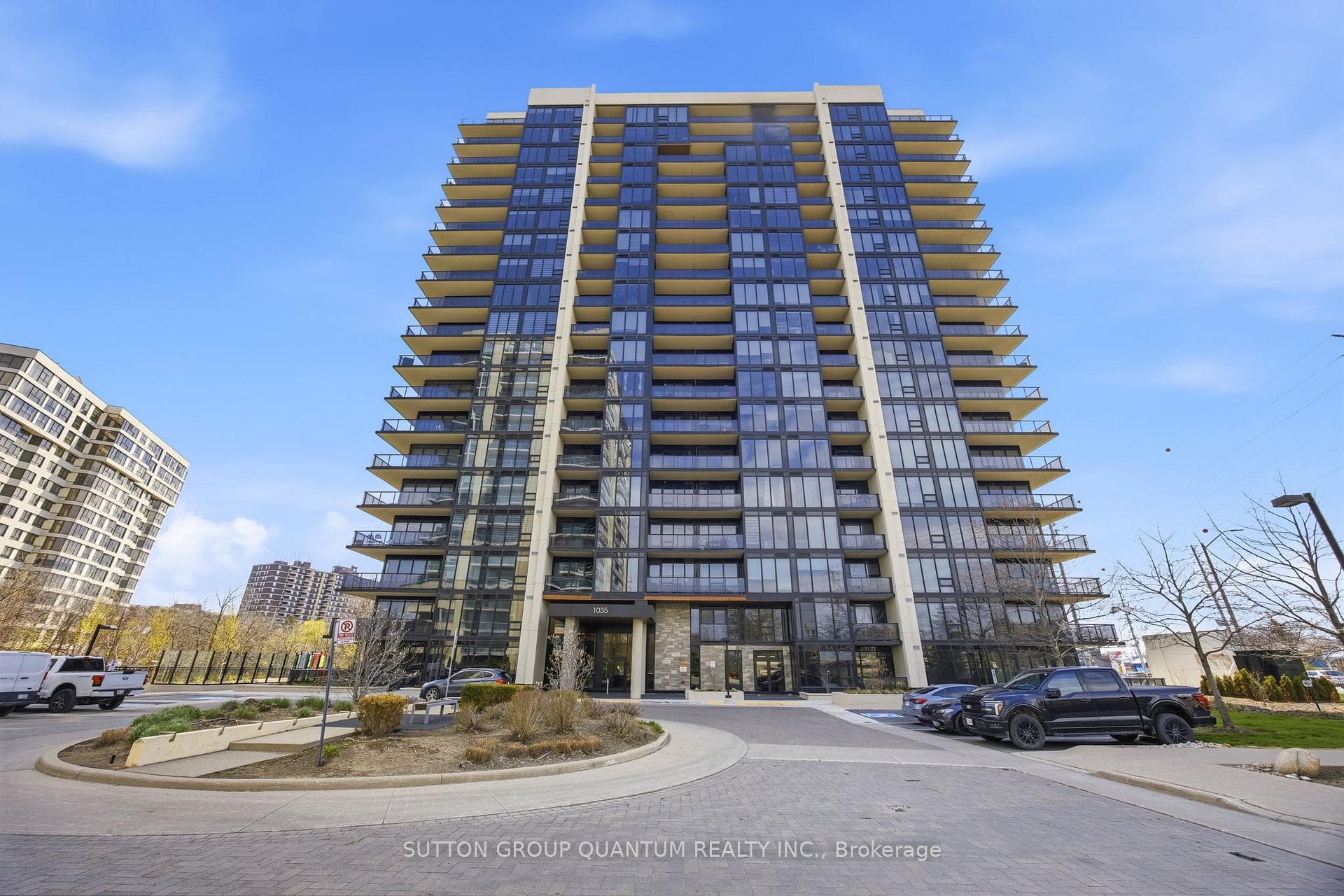 1035 Southdown Road Unit 1903, Mississauga, ON L5J 0A2 - Photo 1