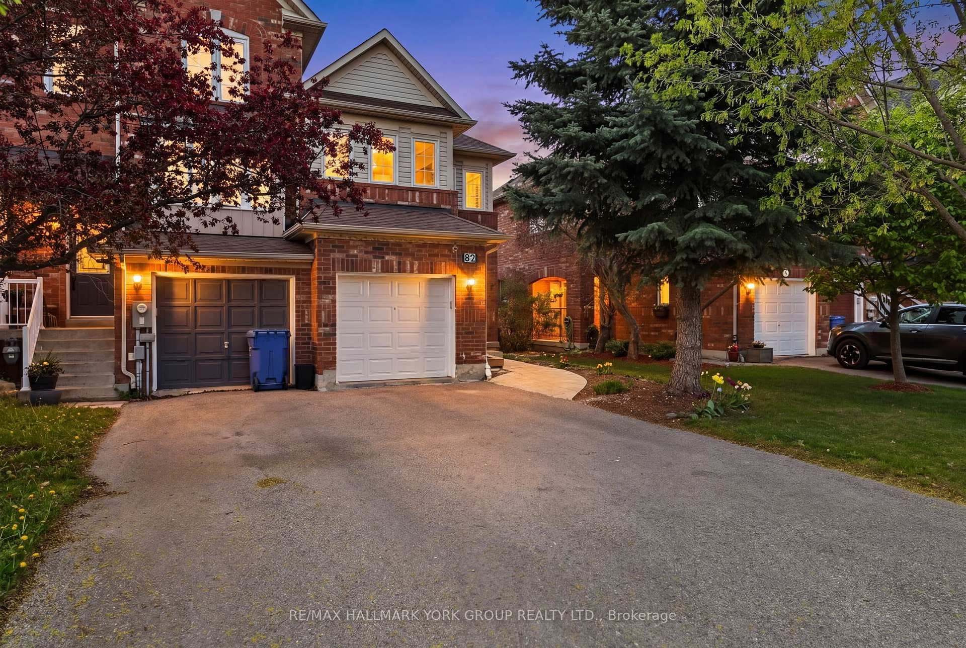 82 Baywell Crescent, Aurora