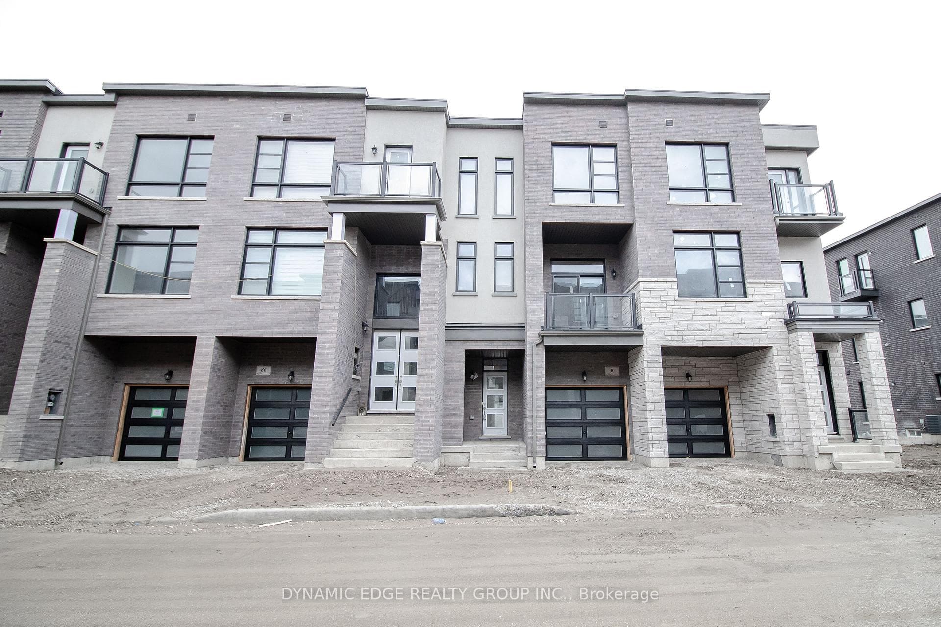 90 Paradox Street, Vaughan, ON L4L 1A7 - Photo 1