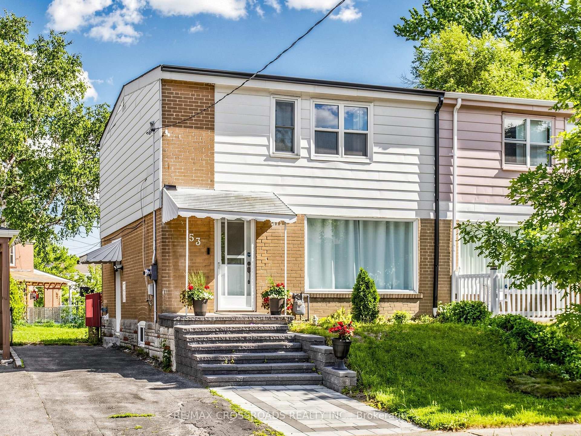 53 Bonniewood Road, Dorset Park / Kennedy Park, ON M1K 2L9 - Photo 1