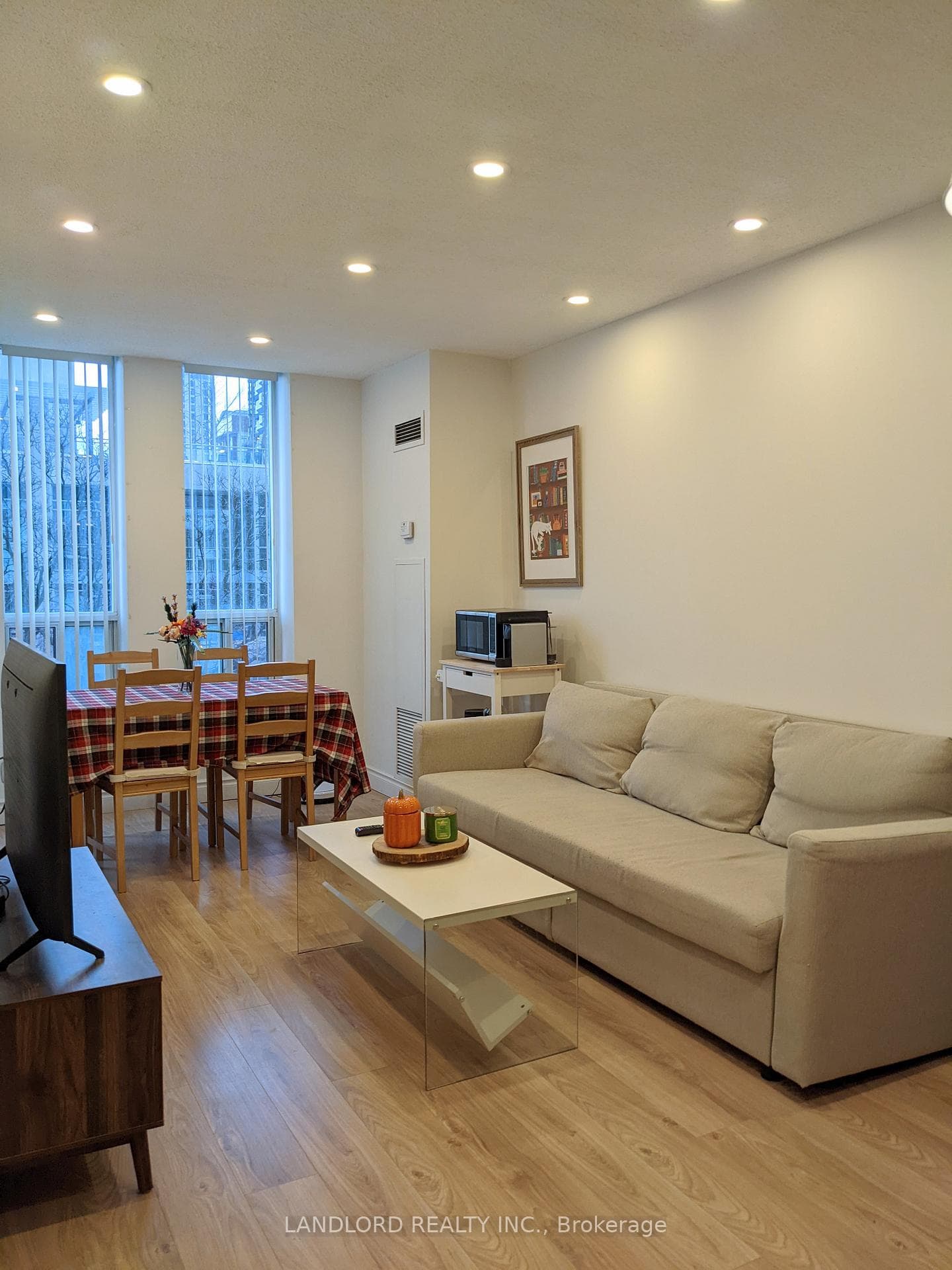 28 Olive Avenue Unit 306, Willowdale / Newtonbrook, ON M2N 7E6 - Photo 1