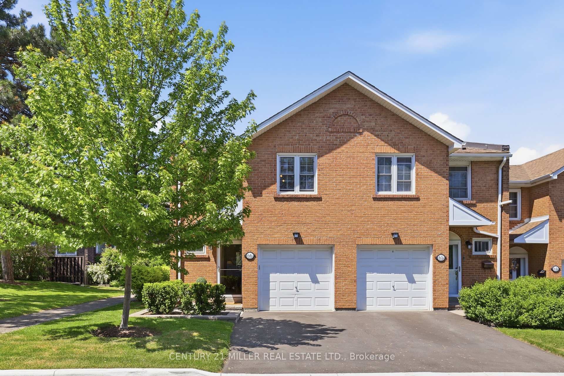 1951 Rathburn Road Unit 66, Mississauga, ON L4W 2N9 - Photo 1