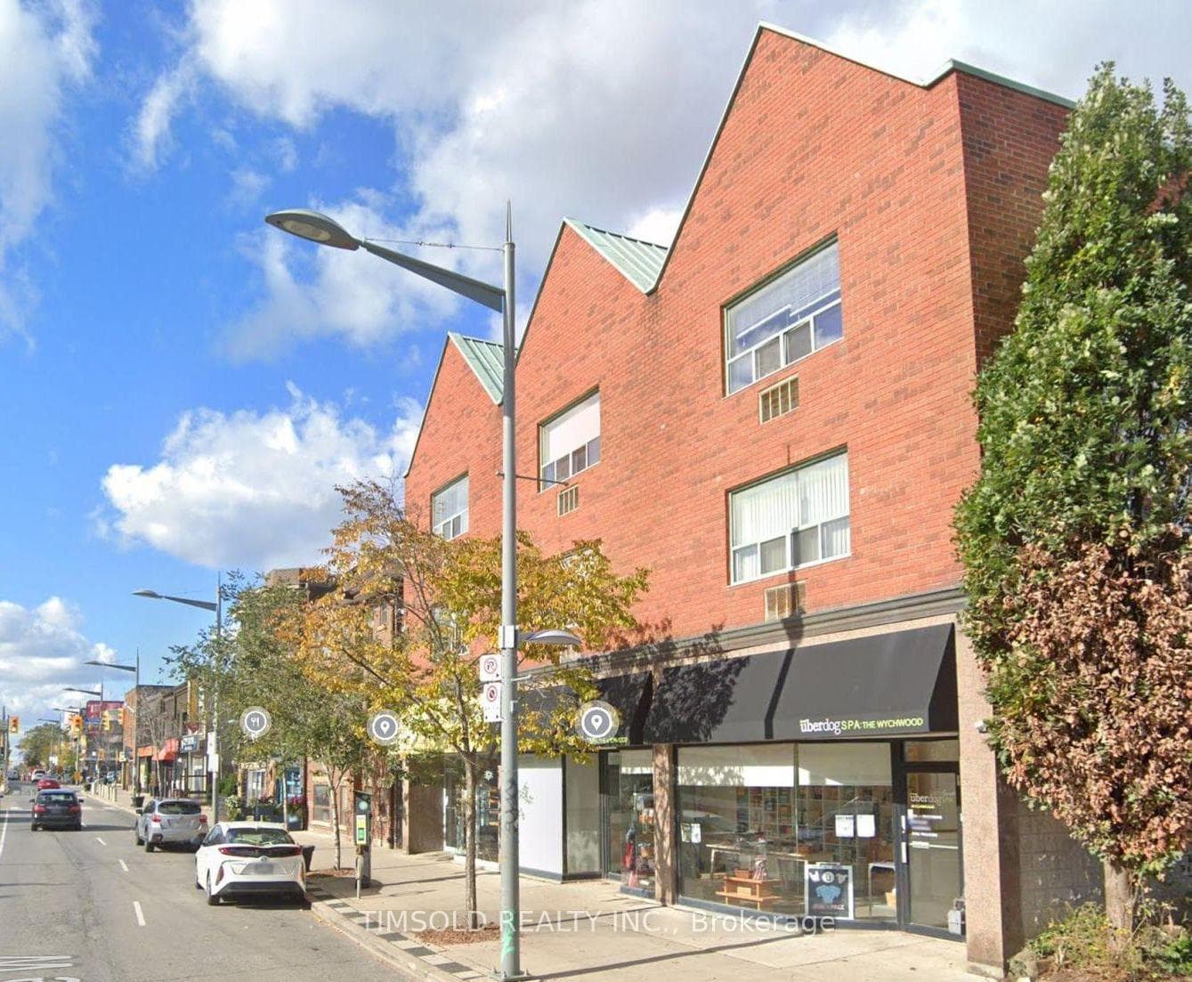 666 St Clair Avenue Unit 202, Toronto C03