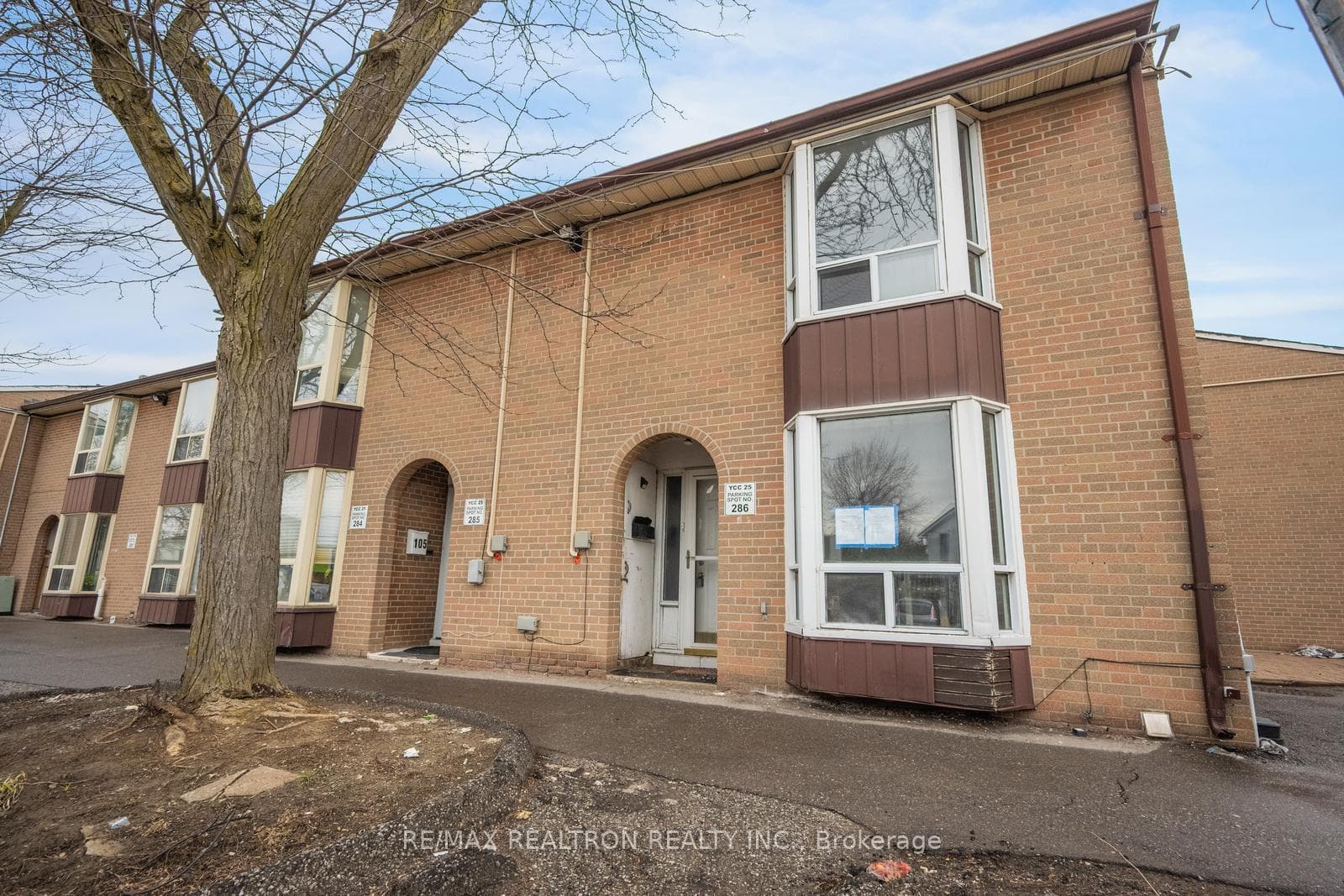 250 John Garland Boulevard Unit 106, Etobicoke (West Mall / Rexdale), ON M9V 1N8 - Photo 1