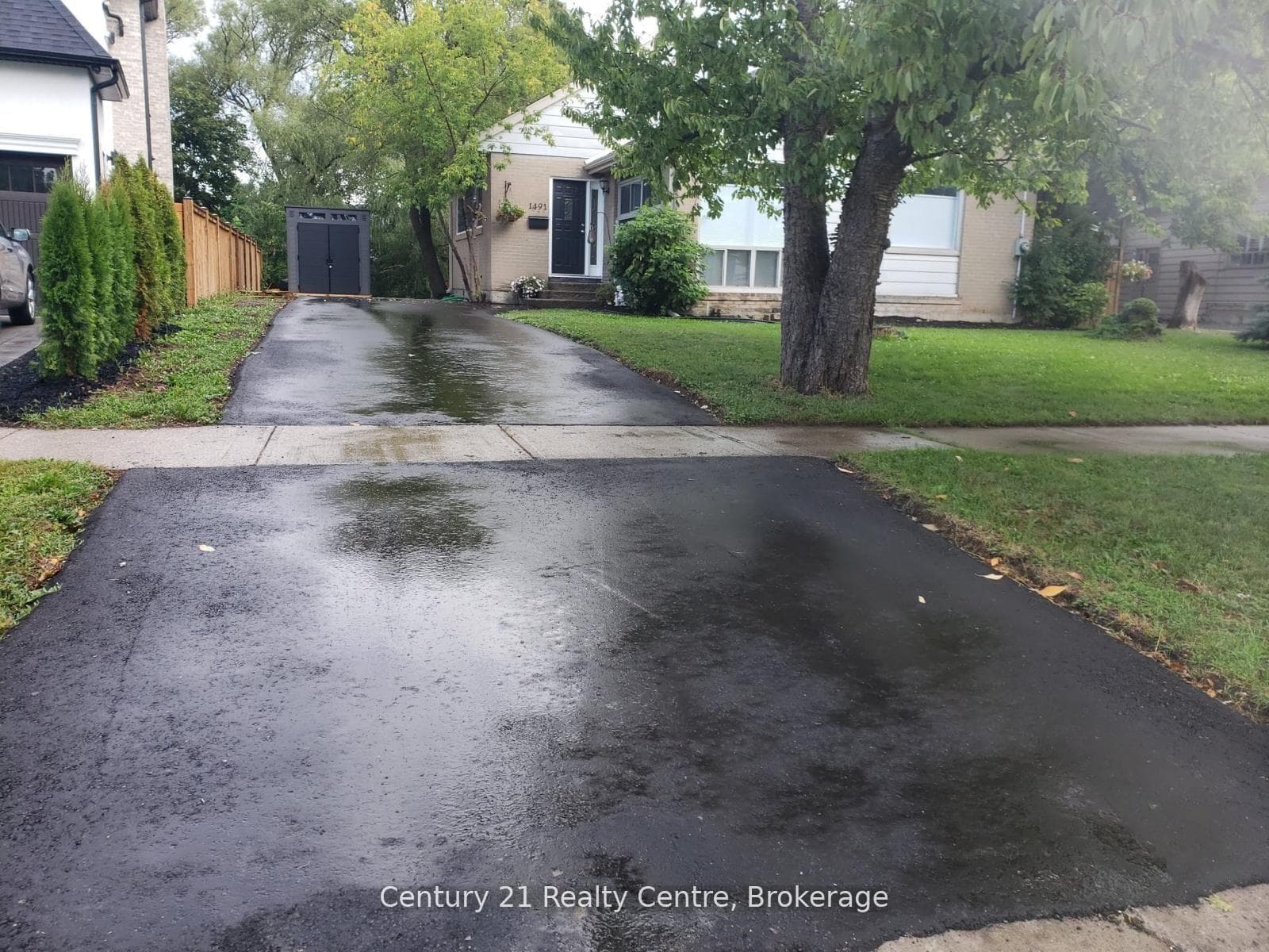 1491 Pembroke Drive, Oakville