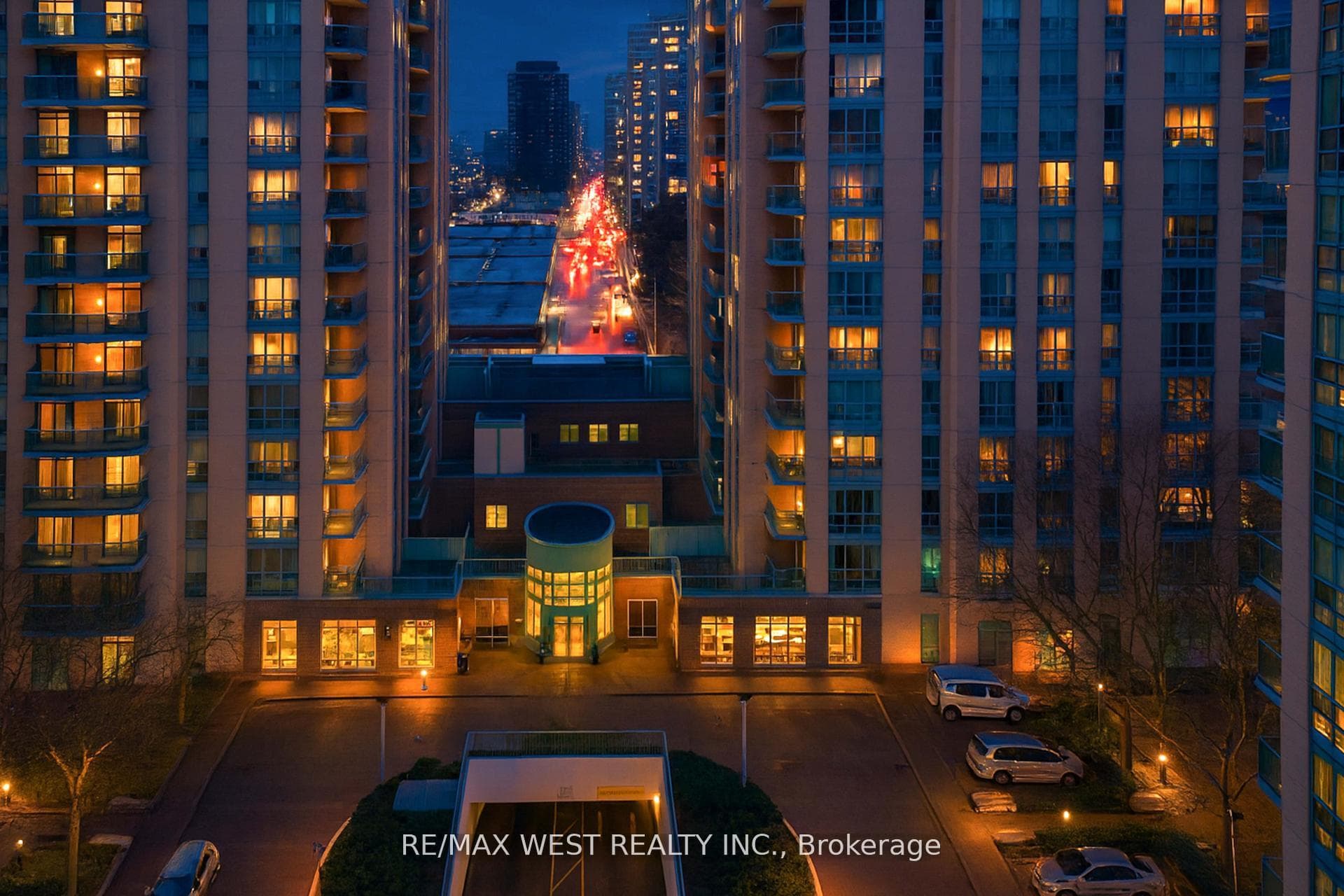 22 Olive Avenue Unit 216, Willowdale / Newtonbrook, ON M2N 7G6 - Photo 1