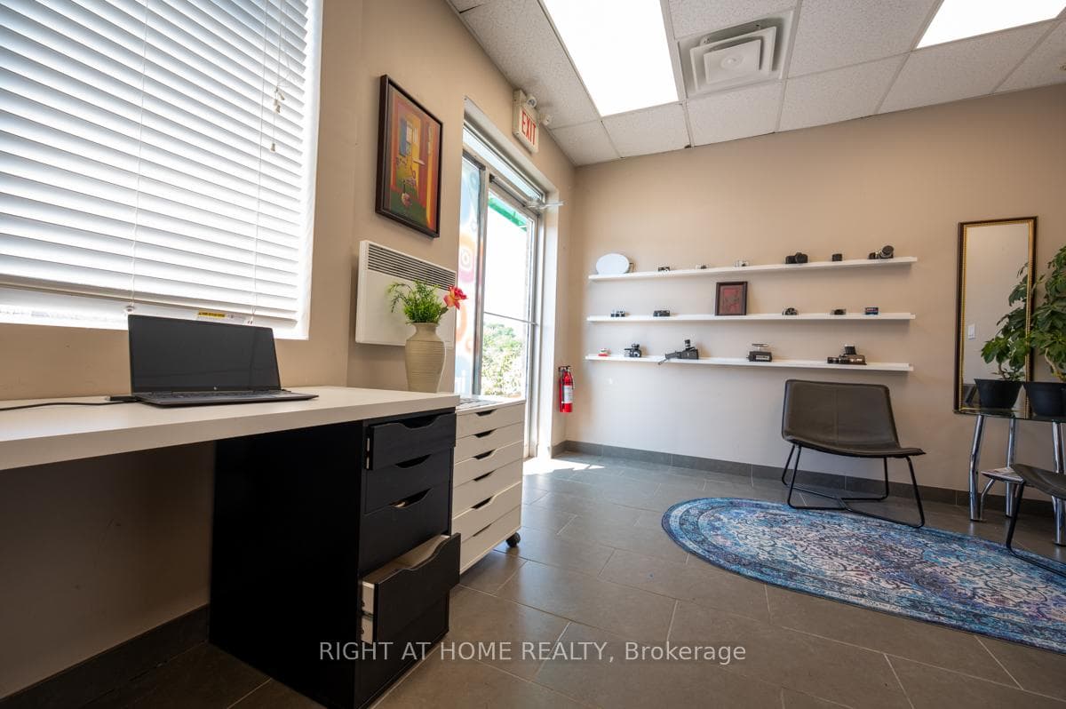 1885 Clements Road Unit 257, Pickering, ON L1W 3V4 - Photo 1