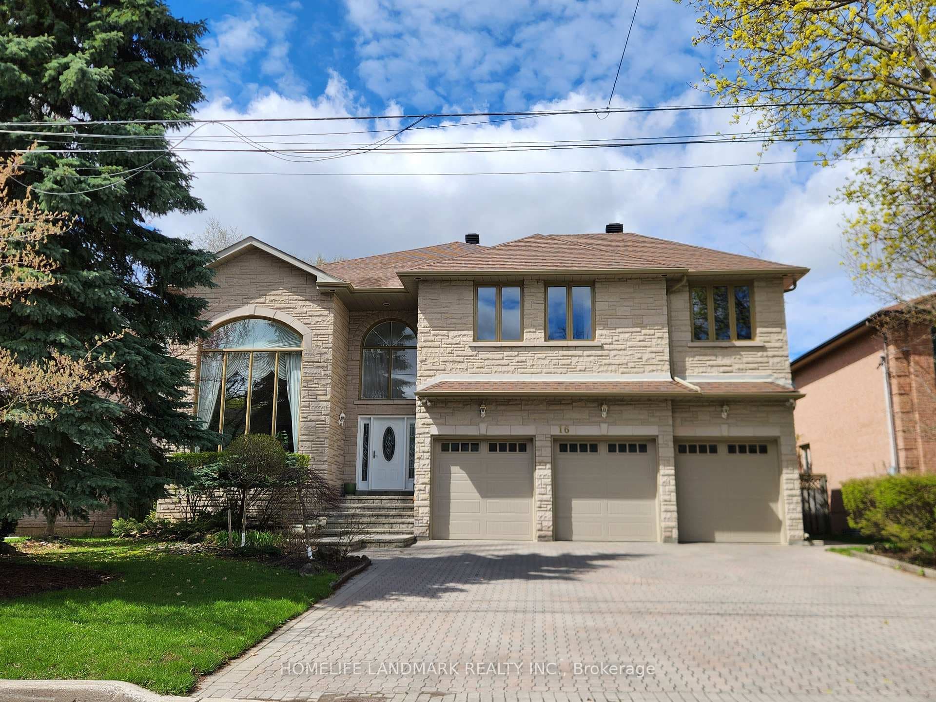 16 Lawnview Drive, Willowdale / Newtonbrook, ON M2N 5J8 - Photo 1