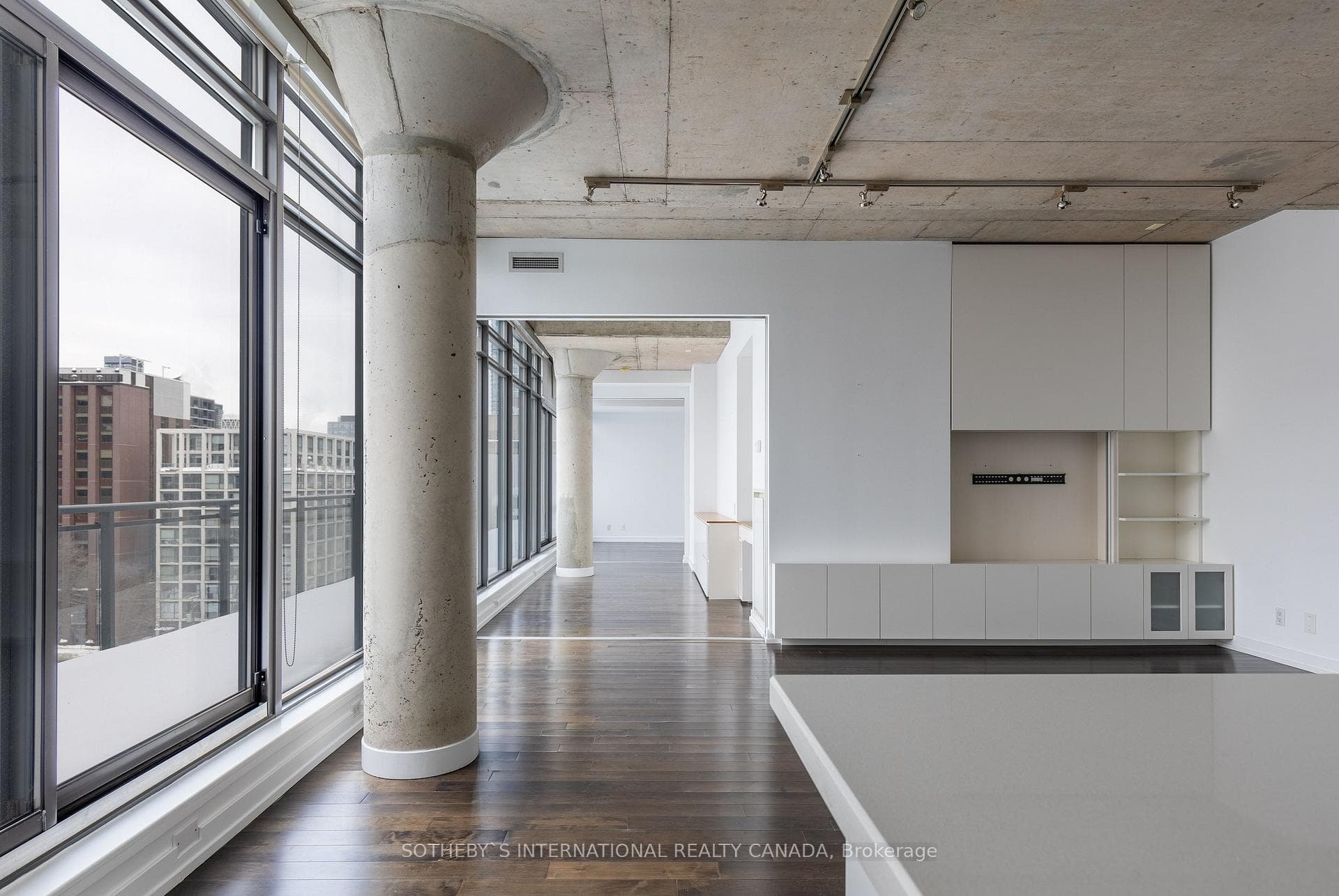 10 Morrison Street Unit 901, Downtown Toronto / Waterfront, ON M5V 2T8 - Photo 1