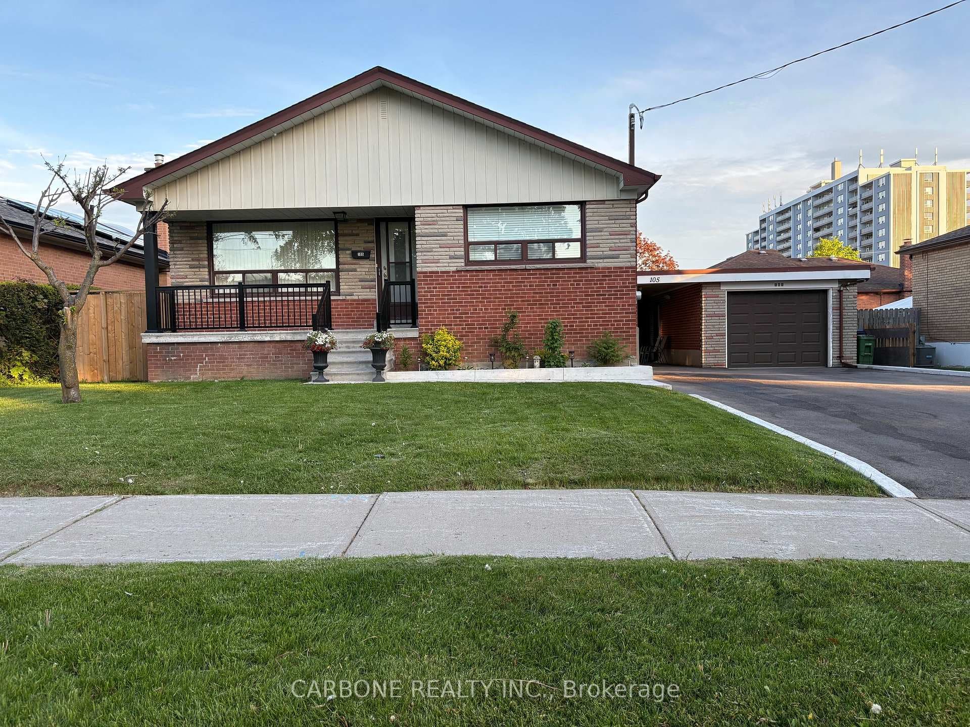 105 Hallsport Crescent, Downsview / Black Creek, ON M3M 2K5 - Photo 1