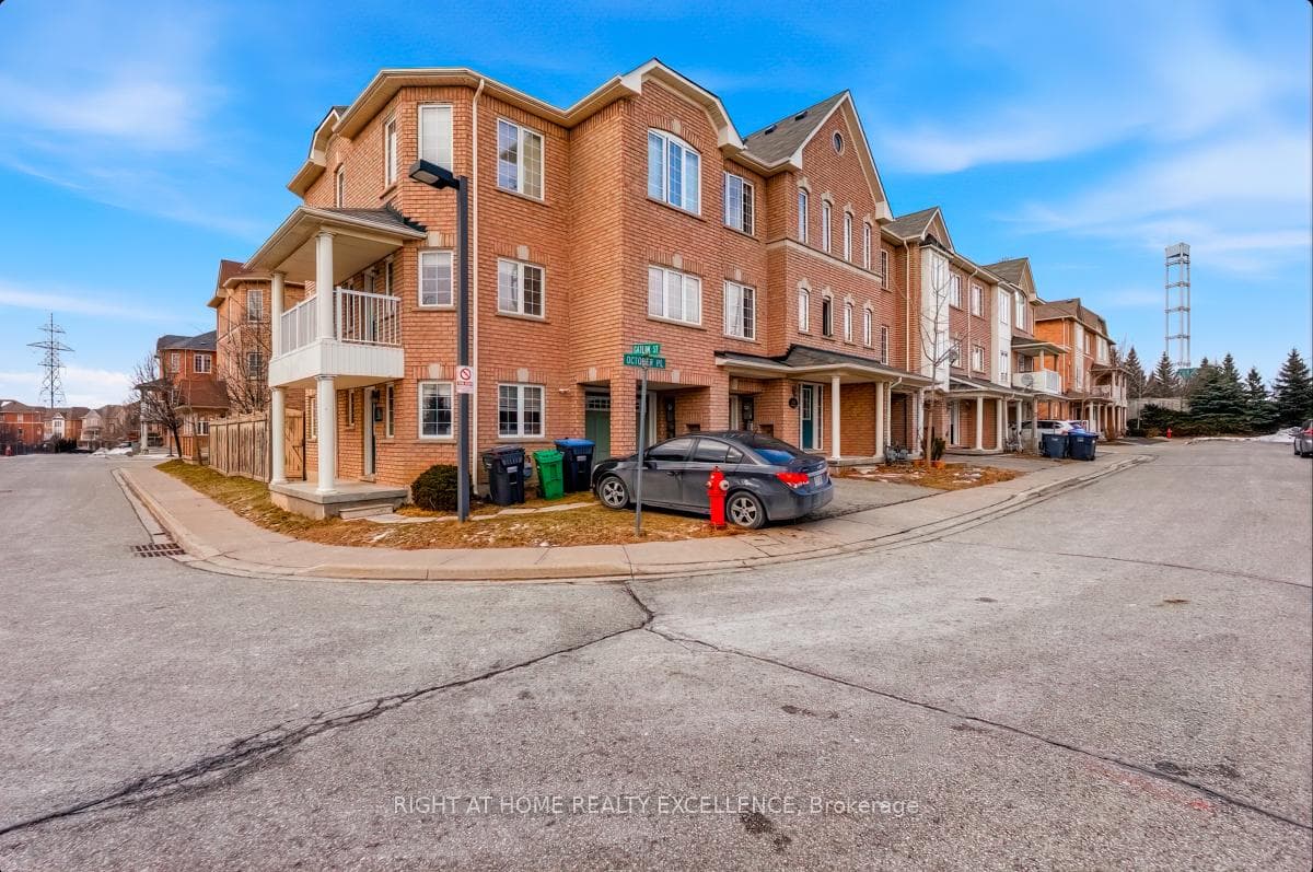 33 October Place, Brampton, ON L6Y 0R6 - Photo 1