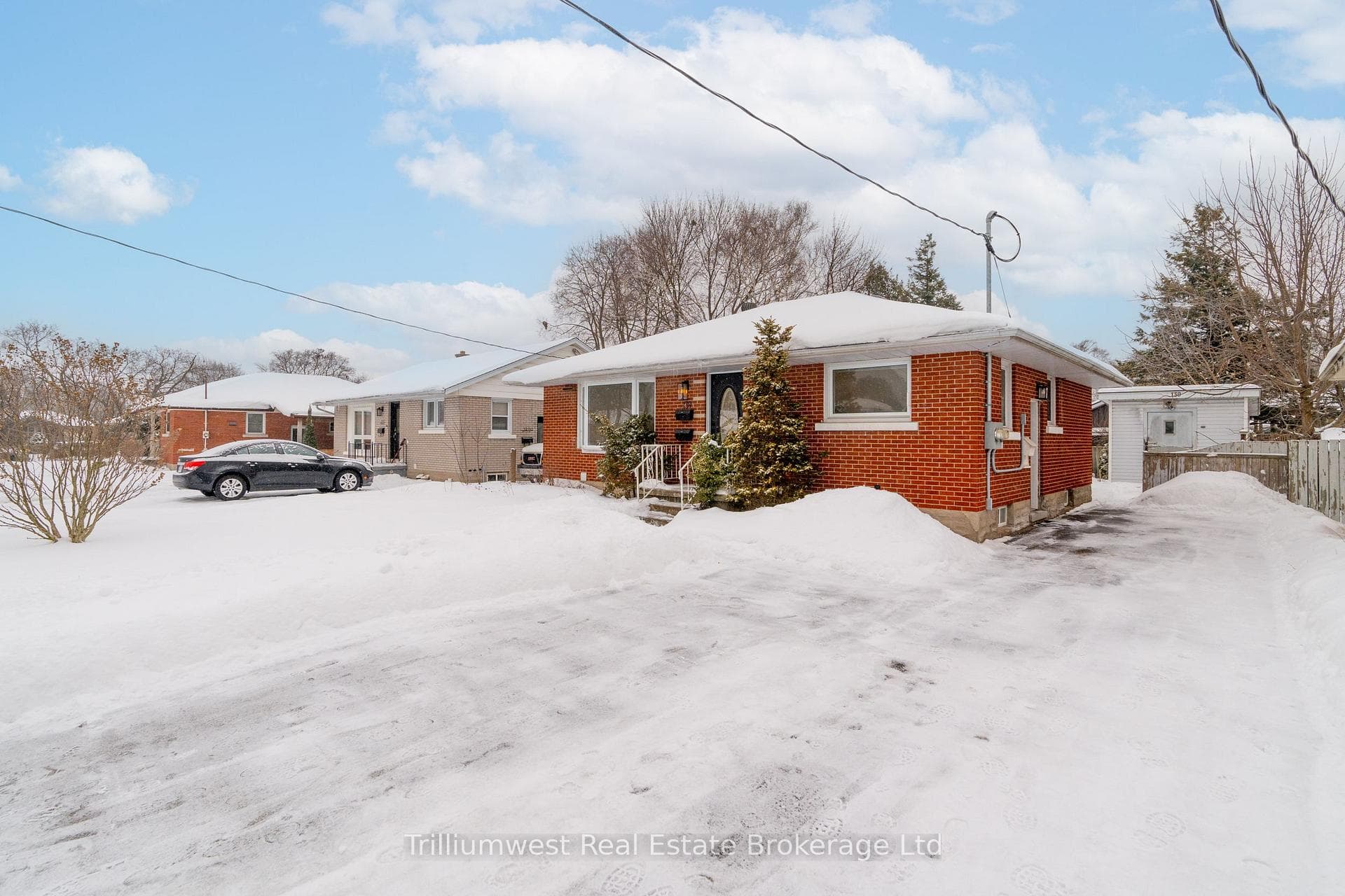 139 Byron Avenue, Kitchener, ON N2C 1Z7 - Photo 1