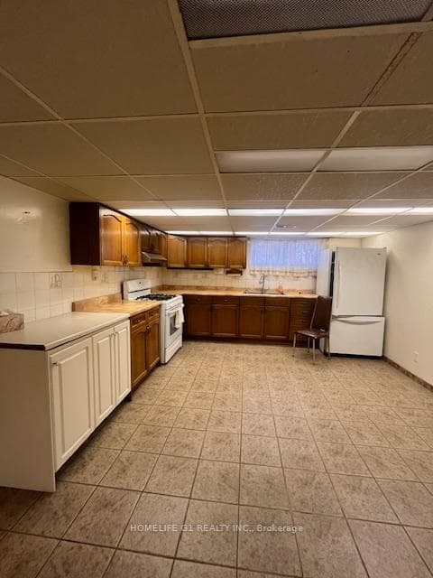 79 Sun Row Drive, Etobicoke (Kingsview Village / Humber Heights), ON M9P 3H9 - Photo 1