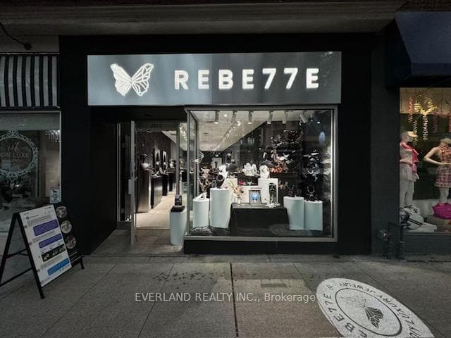 2515 Yonge Street, Leaside / Davisville, ON M4P 2H9 - Photo 1