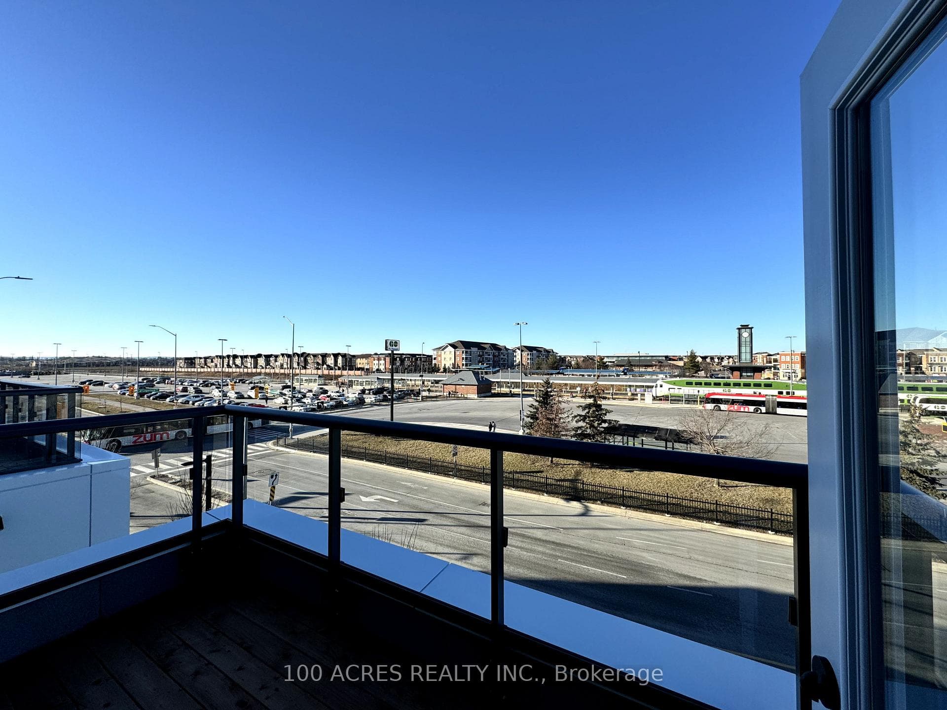 20 Lagerfeld Drive Unit 16, Brampton, ON L7A 5L4 - Photo 1