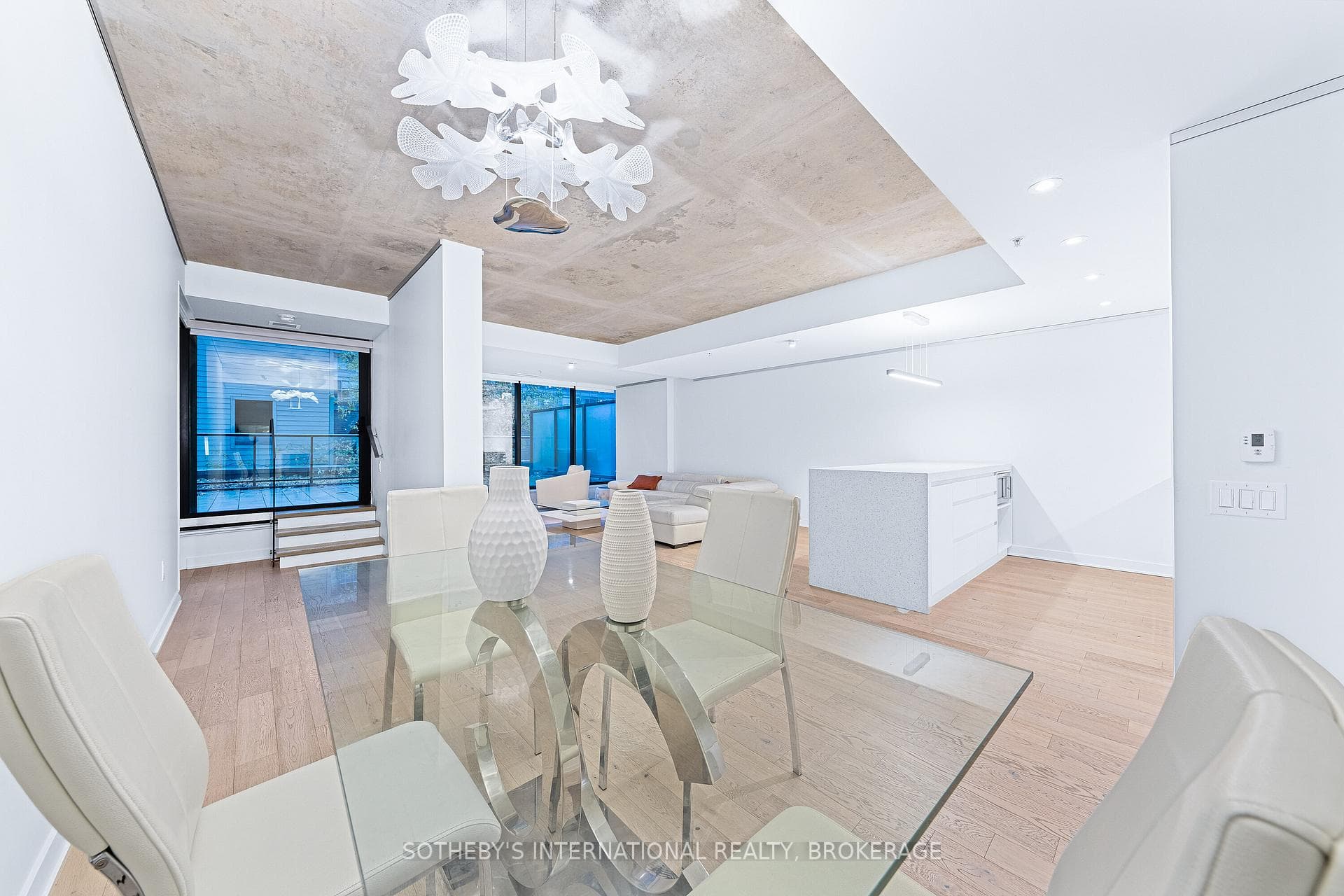 629 King Street Unit 212, Downtown Toronto / Waterfront, ON M5V 0G9 - Photo 1