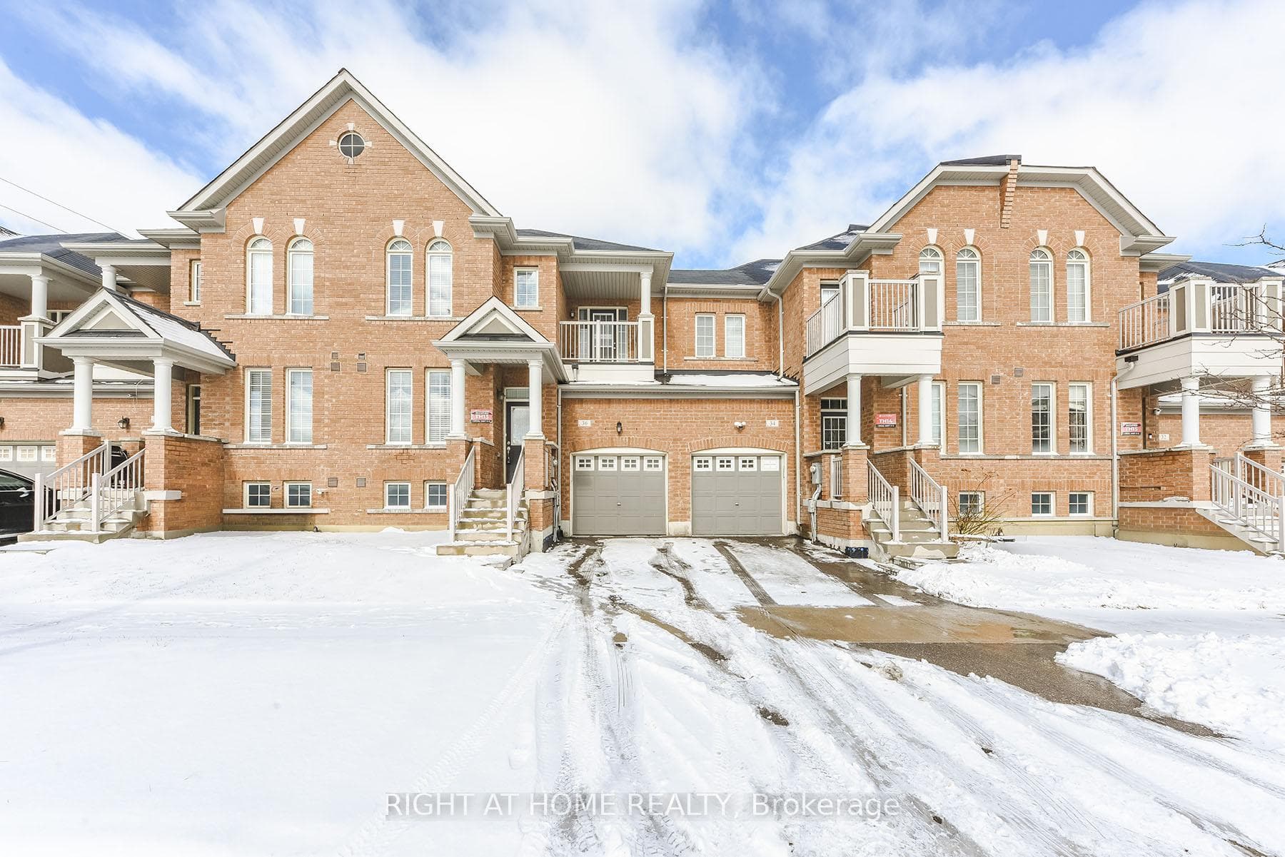 36 Spokanne Street, Brampton, ON L6R 4A2 - Photo 1