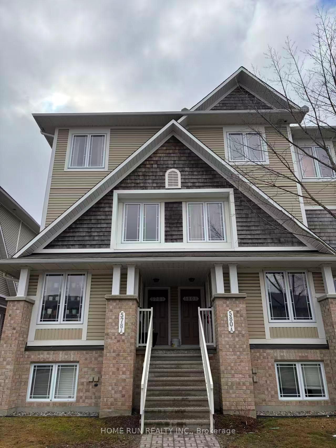 578 Chapman Mills Drive Unit B, Barrhaven, ON K2J 0V4 - Photo 1