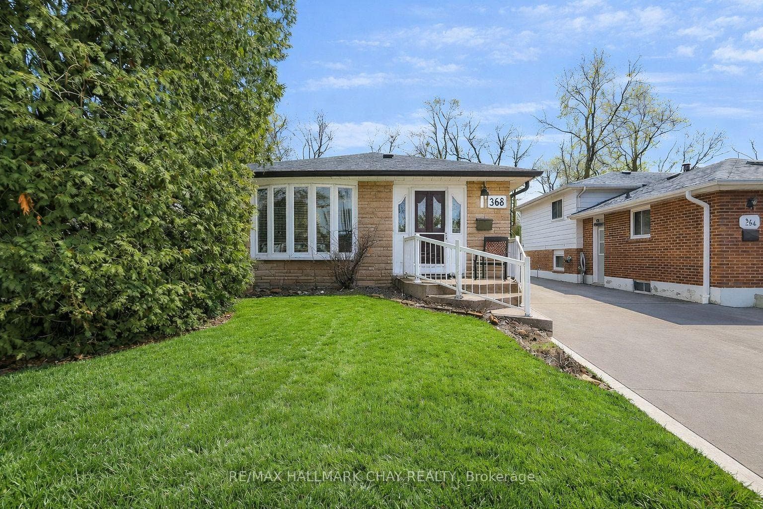 368 Lara Woods N/A, Mississauga, ON L5A 3A9 - Photo 1