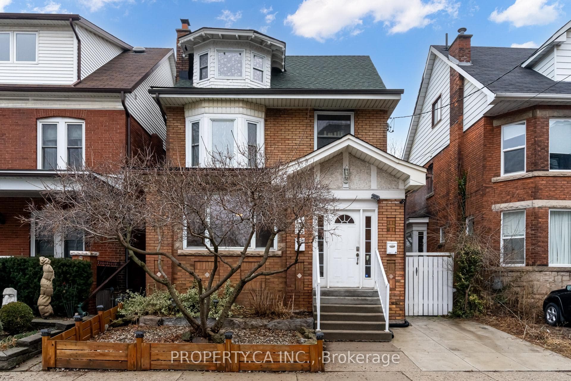 136 Ontario Avenue Unit Unit #1, Hamilton, ON L8N 2X3 - Photo 1