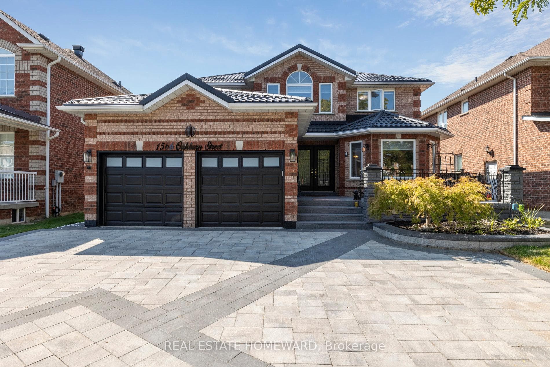 1556 Oakburn Street, Pickering, ON L1V 6W1 - Photo 1