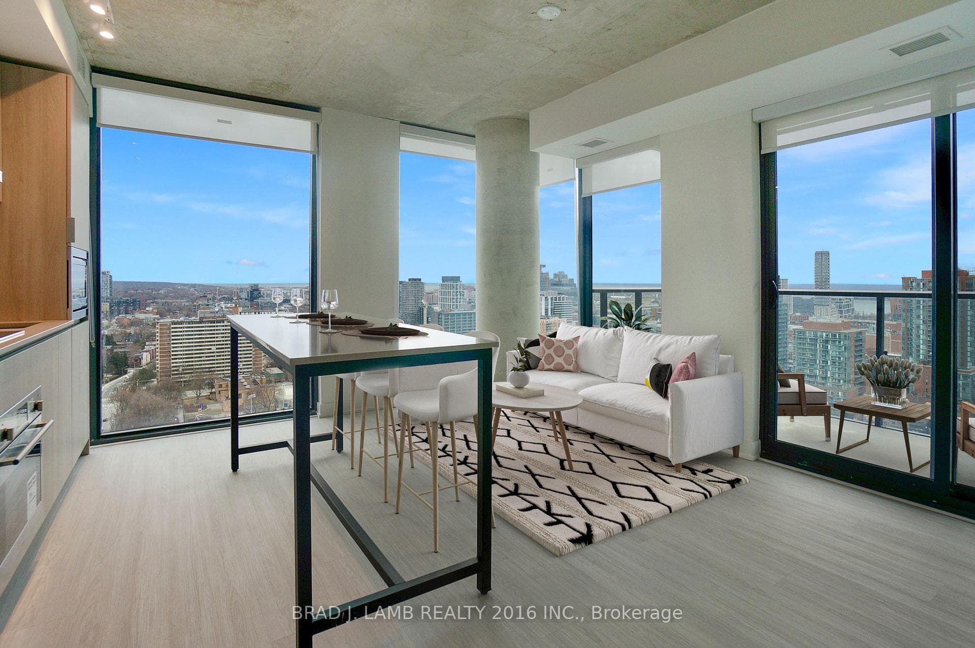 47 Mutual Street Unit 2507, Regent Park / Cabbagetown / St. James Town, ON M5B 0C6 - Photo 1