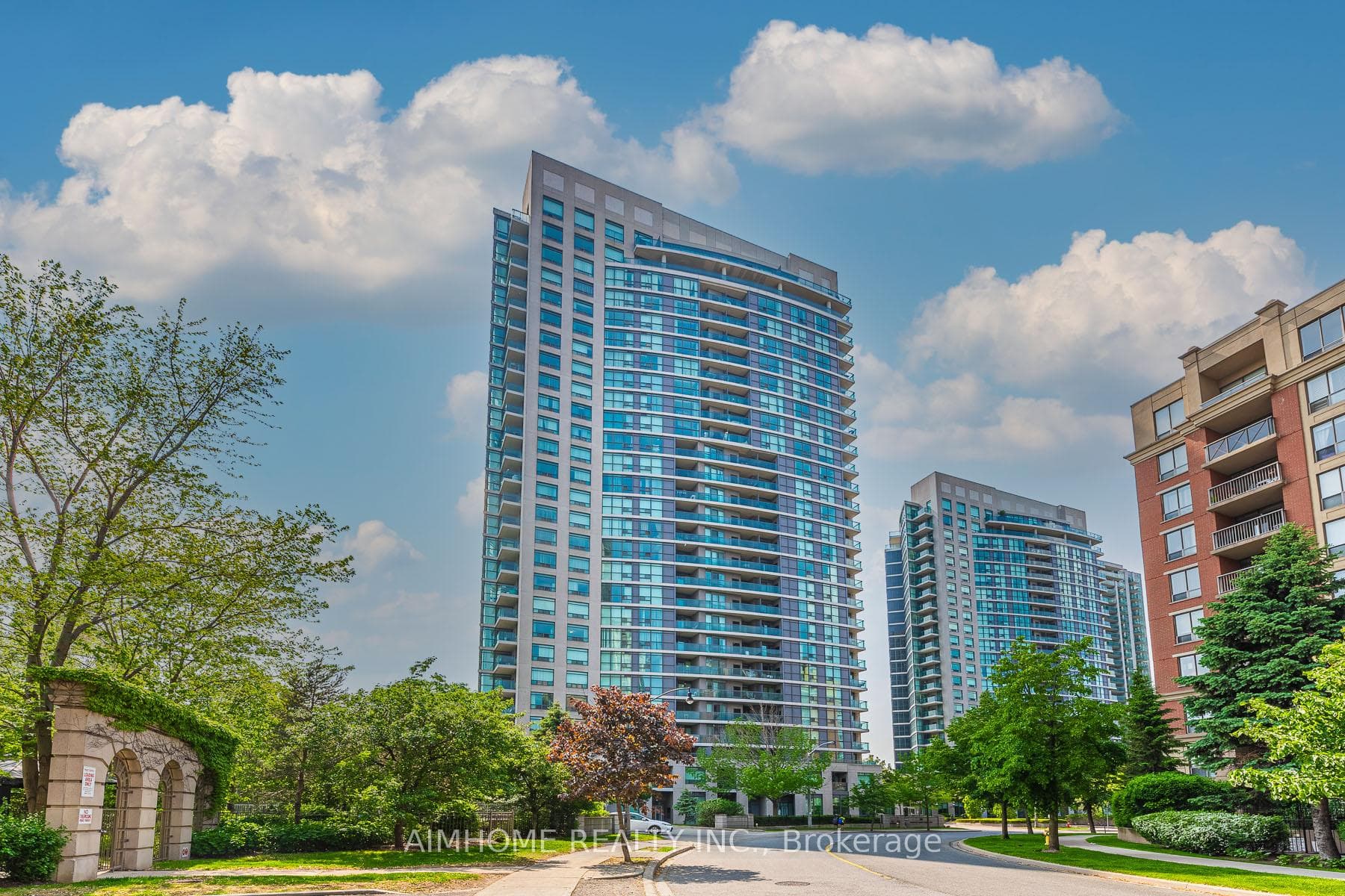 30 Harrison Garden Boulevard Unit 1106, Willowdale / Newtonbrook, ON M2N 7A9 - Photo 1