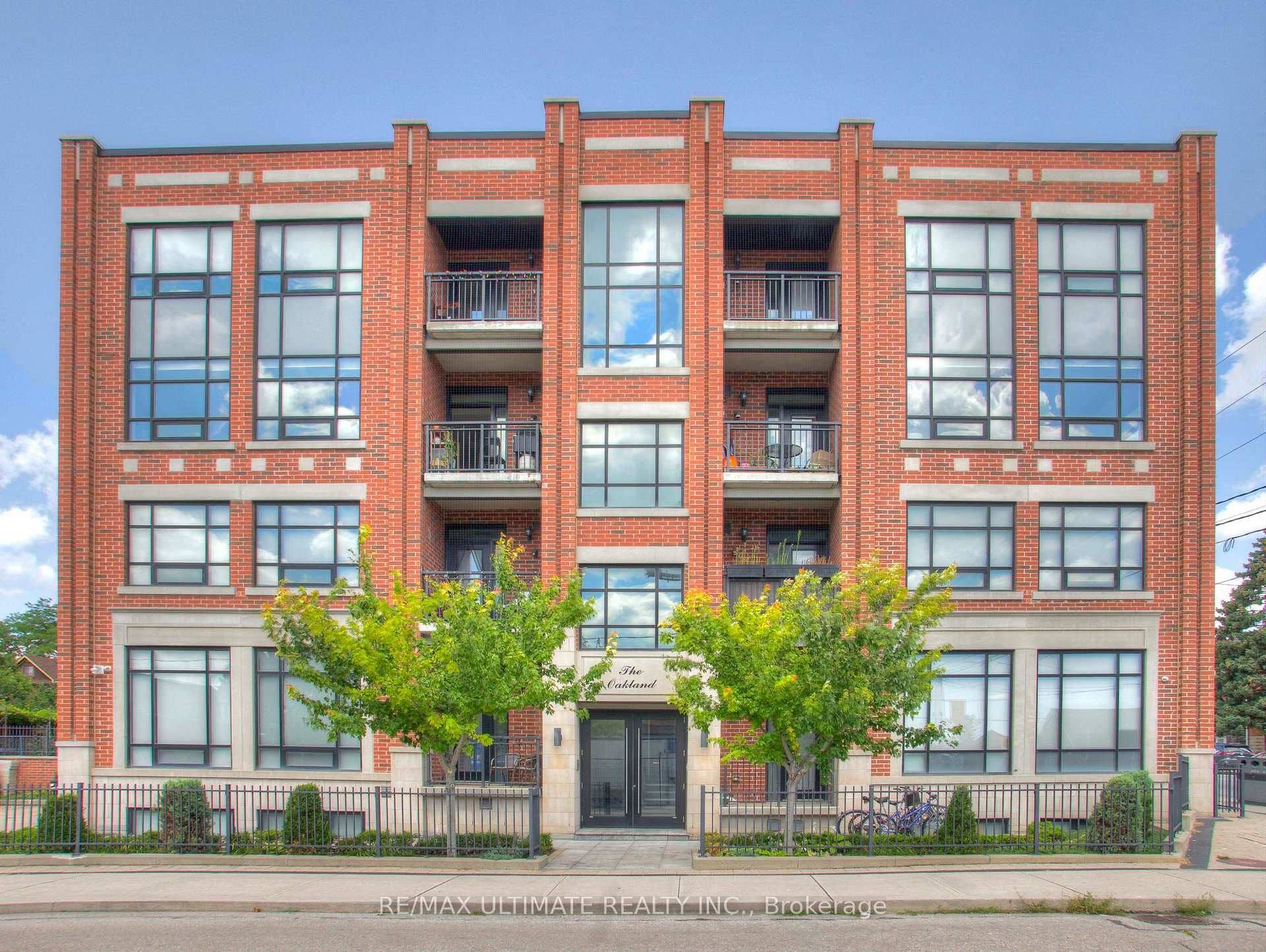 458 Oakwood Avenue Unit 502, Forest Hill / Deer Park, ON M6E 2W6 - Photo 1