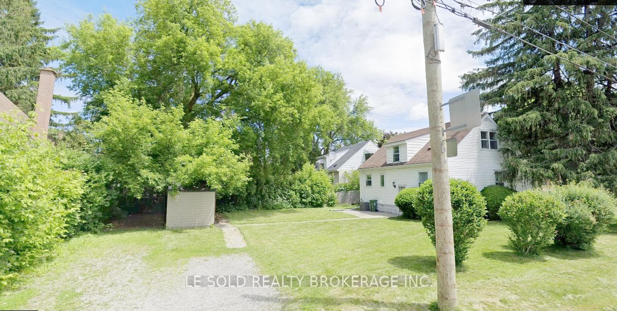 112 Leland Street Unit Room Bsmt, Hamilton