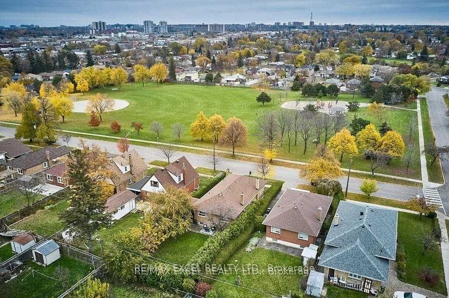 6 Glaive Drive Unit Lower Level, Dorset Park / Kennedy Park, ON M1P 1X6 - Photo 1