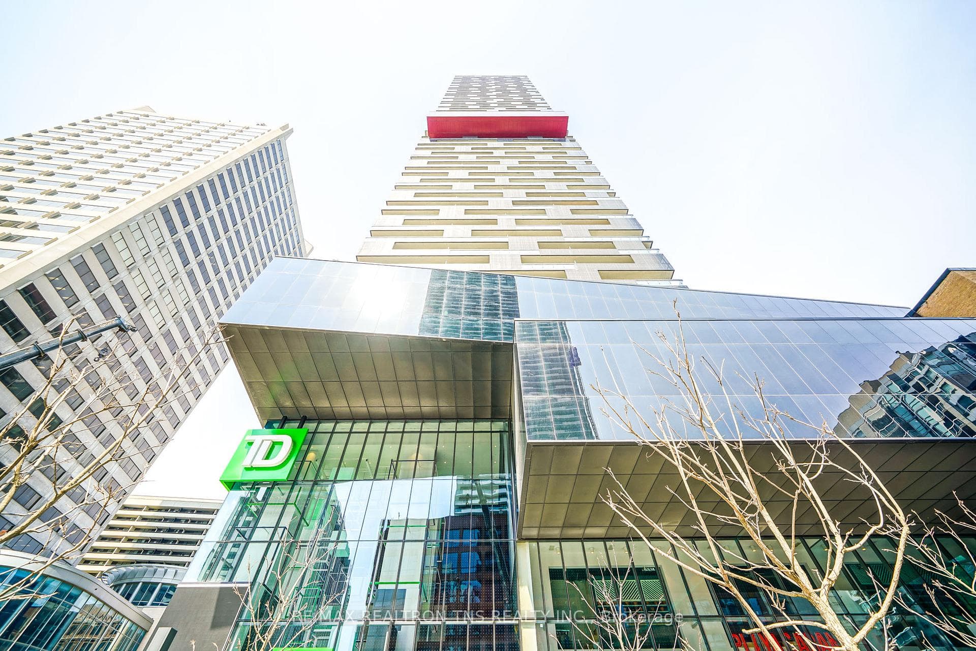 8 Eglinton Avenue Unit 908, Toronto C10