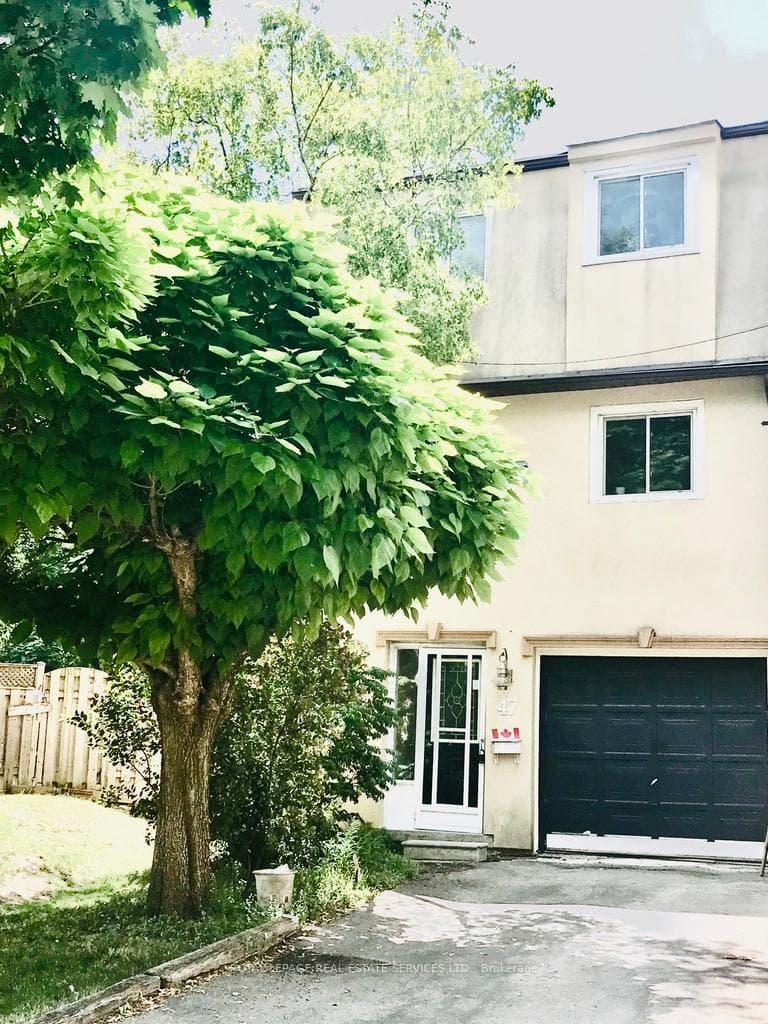 47 Snapdragon Drive, Hillcrest Village / Bayview Village, ON M2J 4X5 - Photo 1