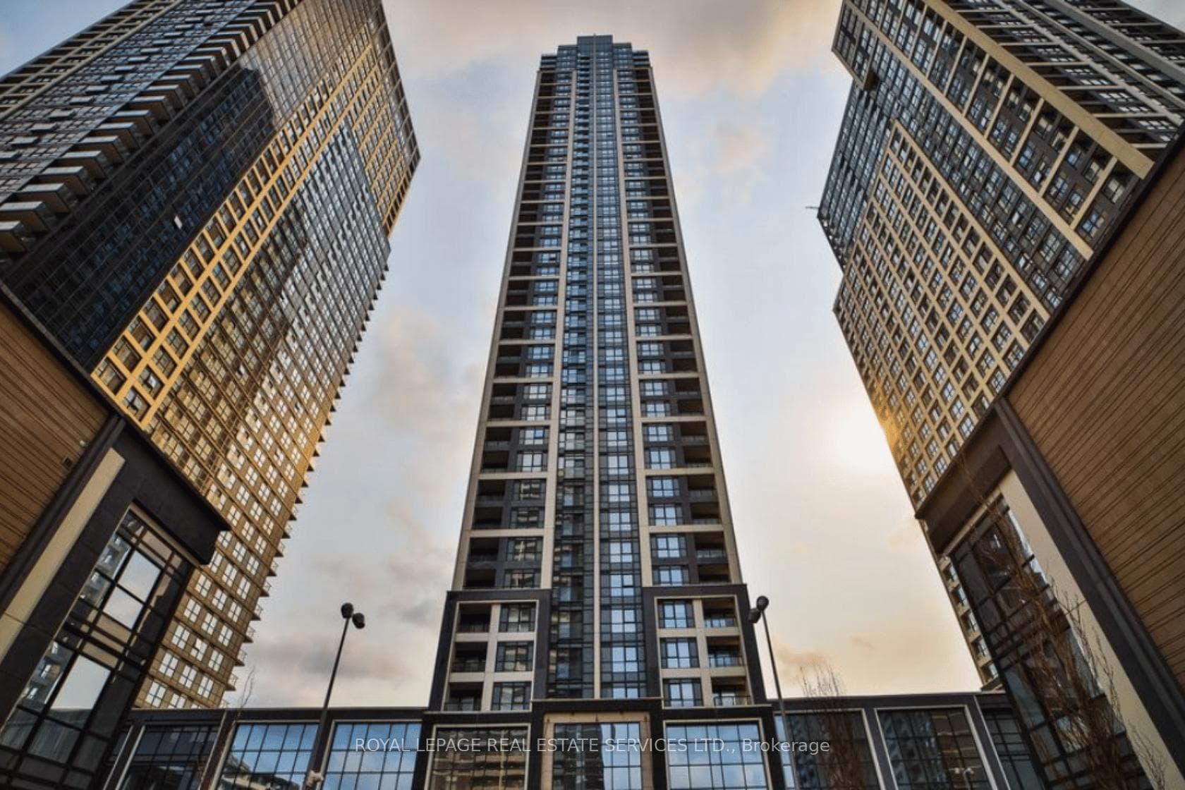 7 Mabelle Avenue Unit 803, Etobicoke (Islington / Rexdale), ON M9A 4Y1 - Photo 1