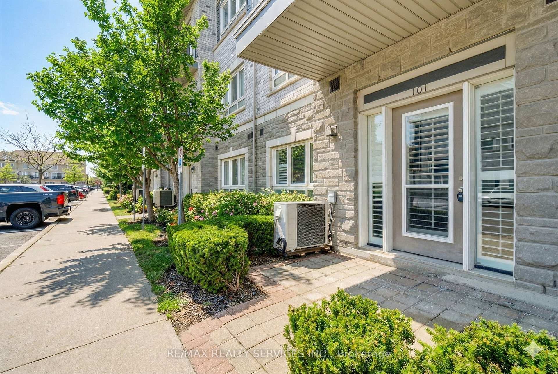 5150 Winston Churchill Boulevard Unit 101, Mississauga, ON L5M 0P1 - Photo 1