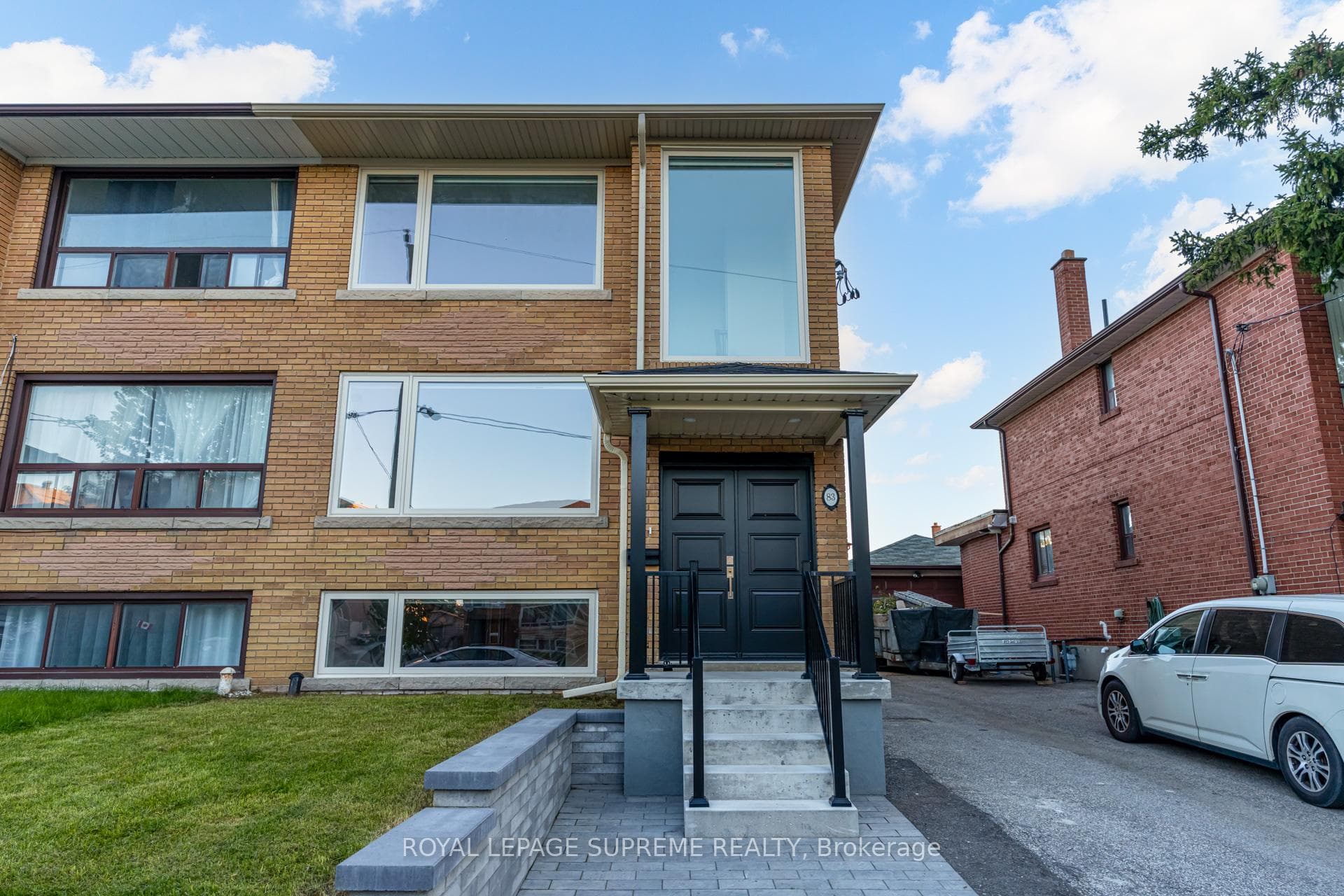 83 Clairton Crescent, Keelesdale / Eglinton West, ON M6N 2M7 - Photo 1