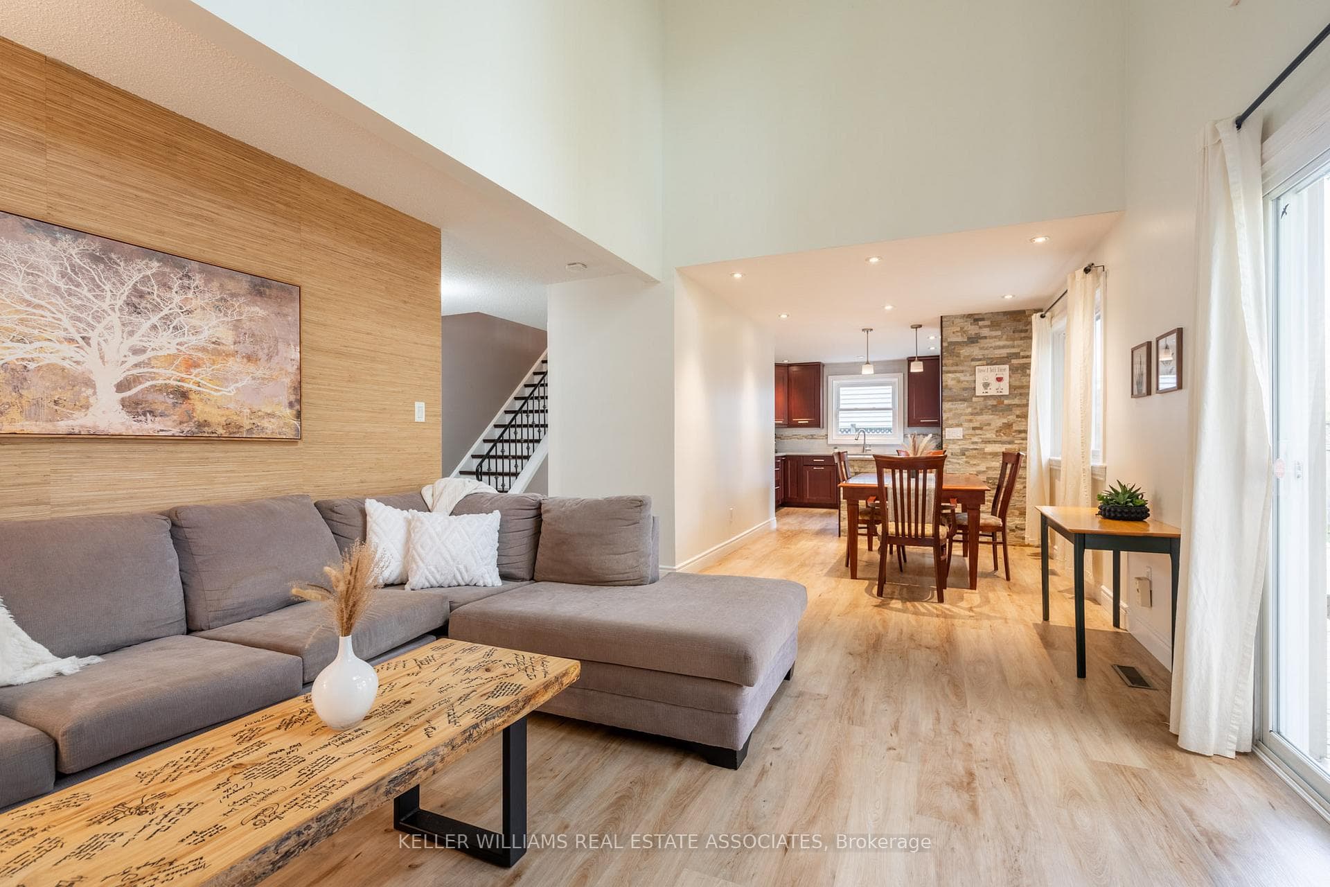 6909 Shelter Bay Road, Mississauga