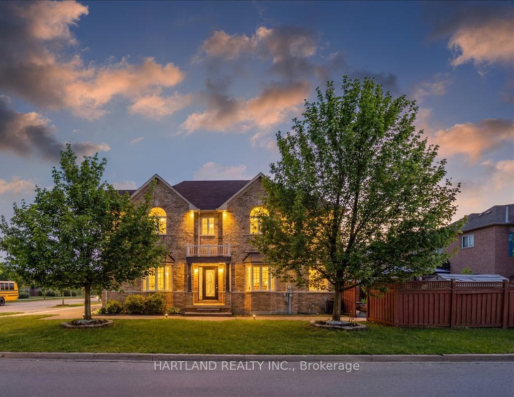 3770 Deepwood Heights, Mississauga, ON L5M 7M9 - Photo 1