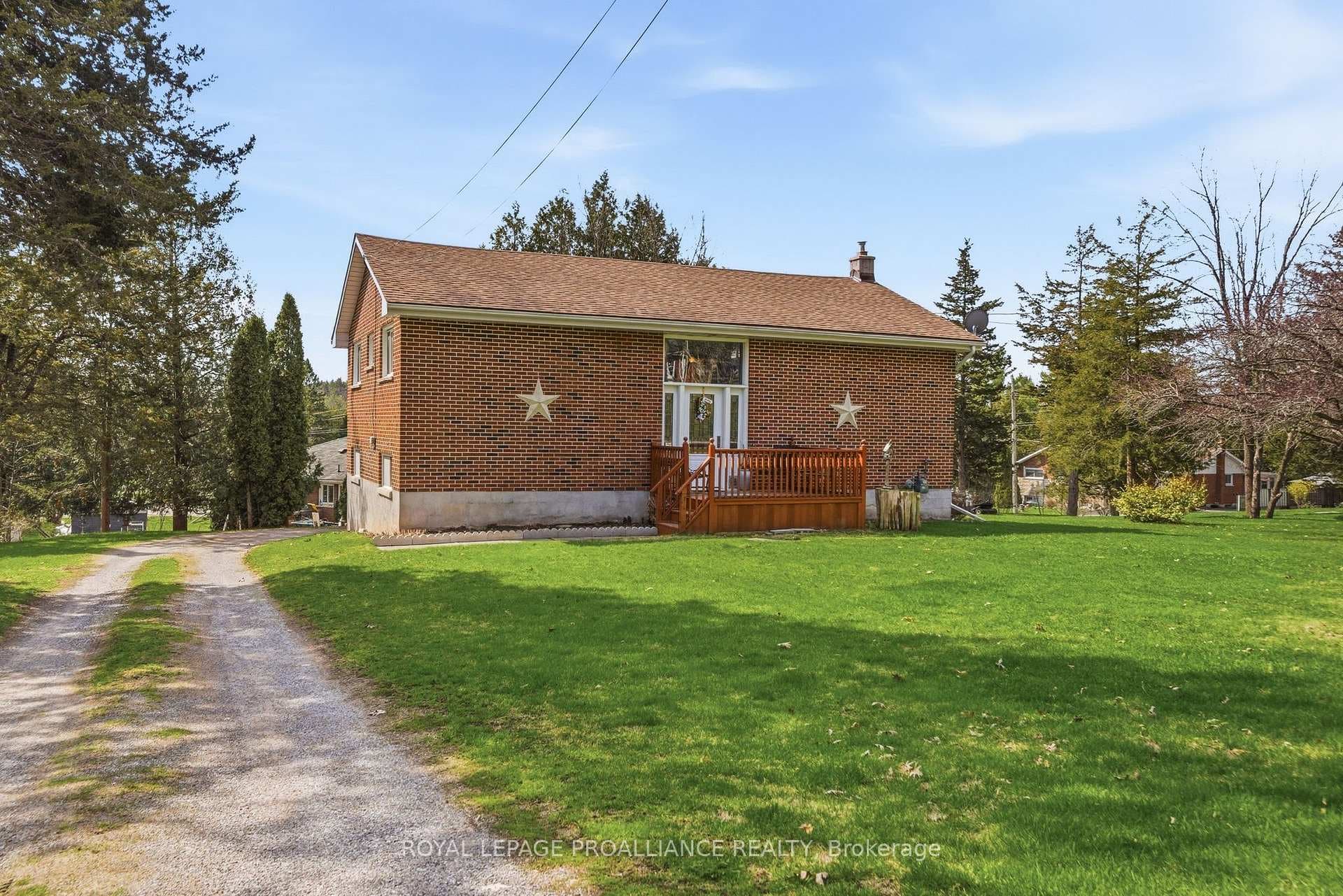 131 Lock Road, Quinte West, ON K8V 5P6 - Photo 1