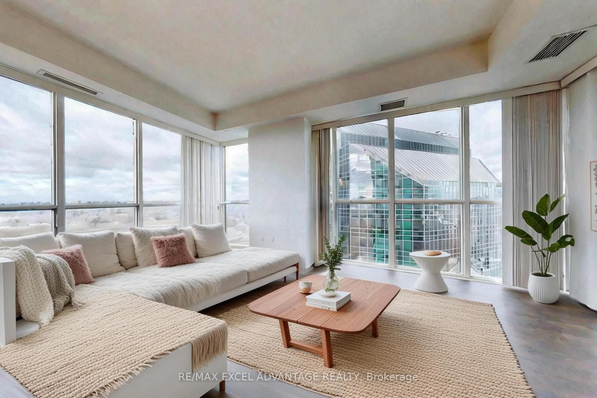 11 Bogert Avenue Unit 2507, Thornhill / Willowdale, ON M2N 0H4 - Photo 1