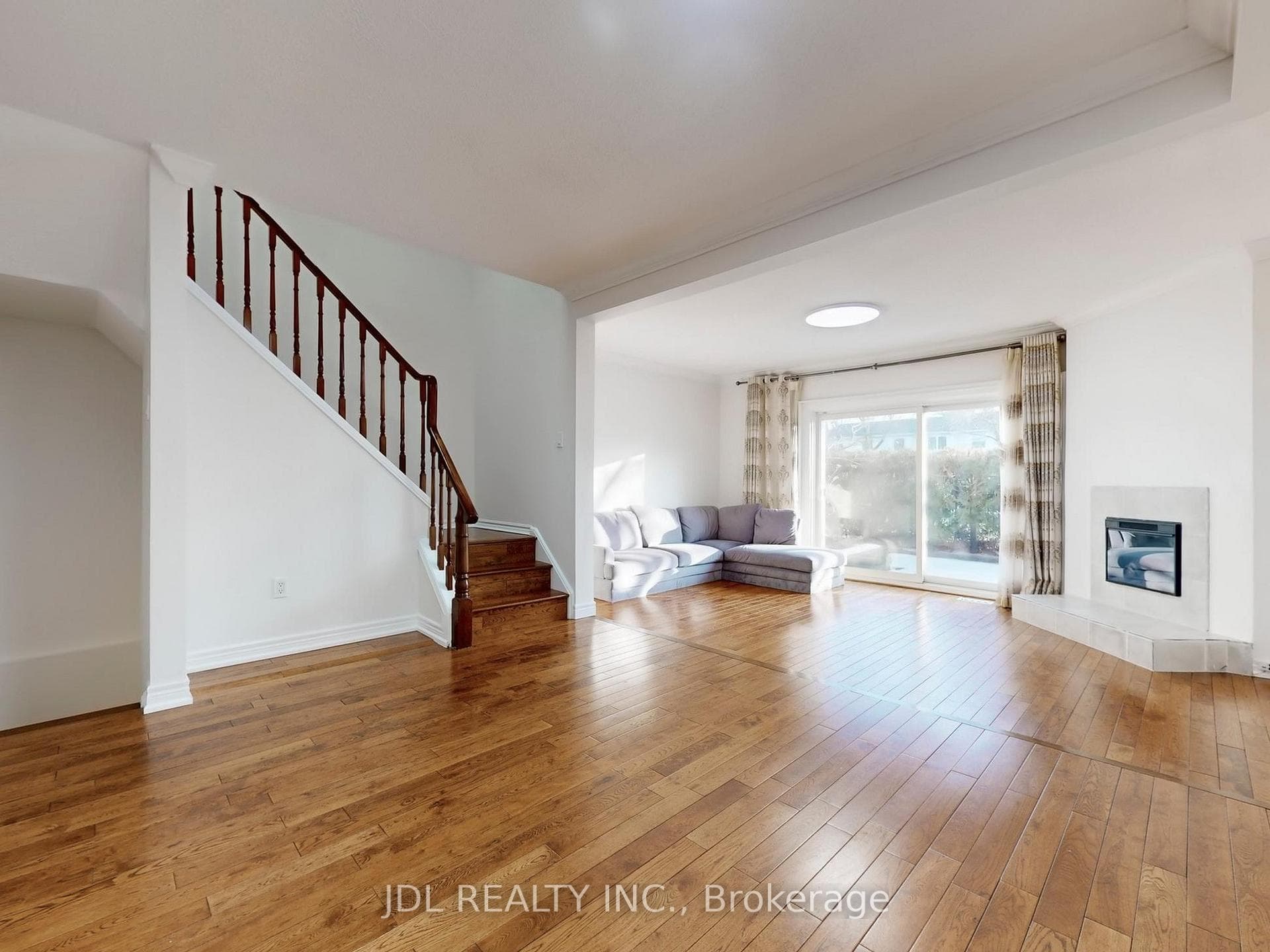 2205 South Millway N/A Unit 112, Mississauga, ON L5L 3T2 - Photo 1
