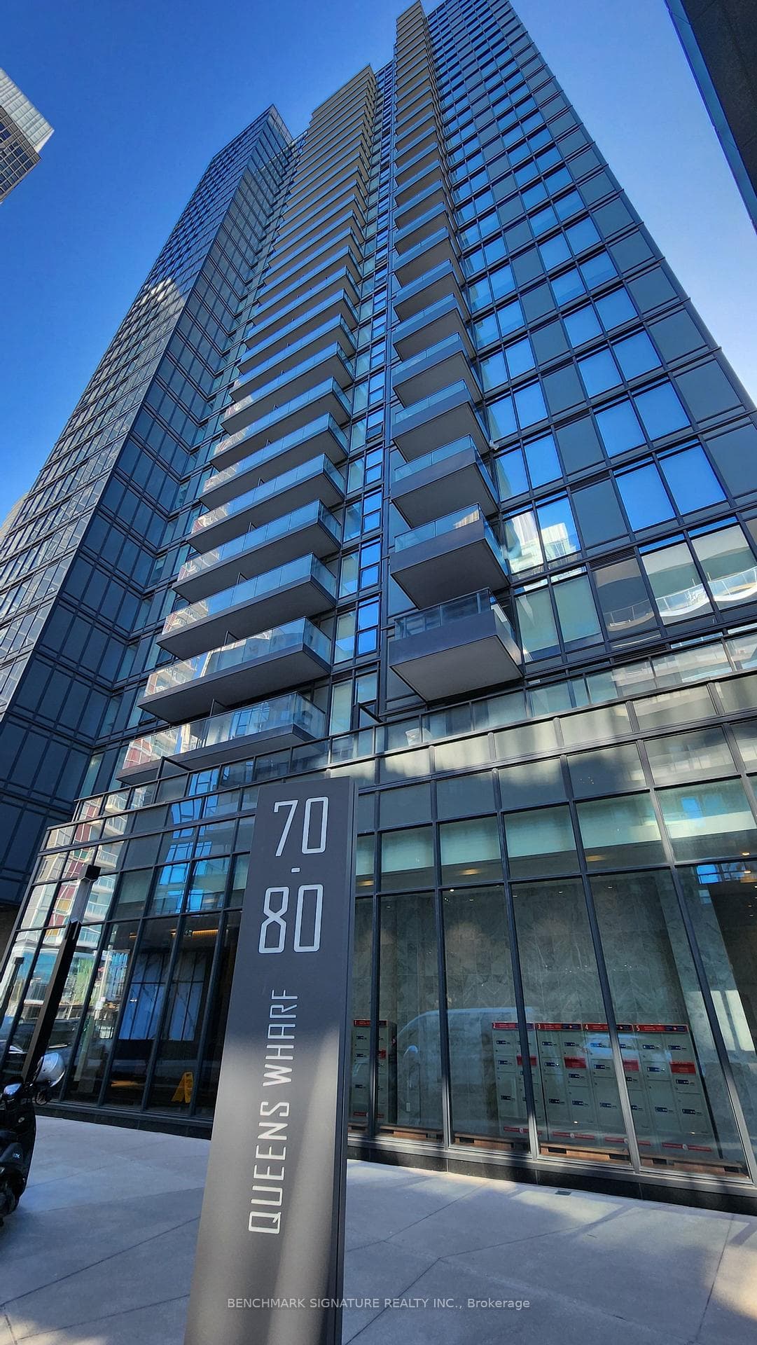 80 Queens Wharf Road Unit 1801, Downtown Toronto / Waterfront, ON M5V 0J3 - Photo 1