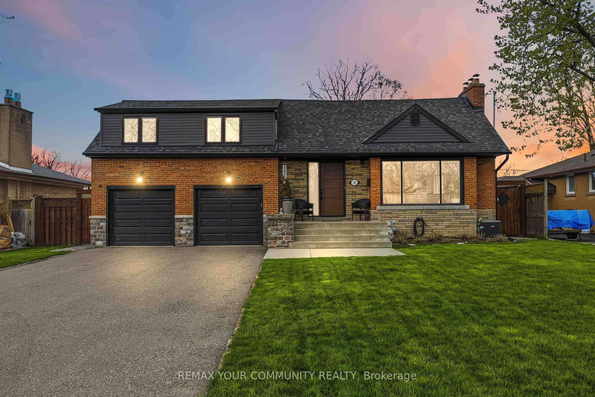 34 Walwyn Avenue, York / Weston, ON M9N 3H5 - Photo 1