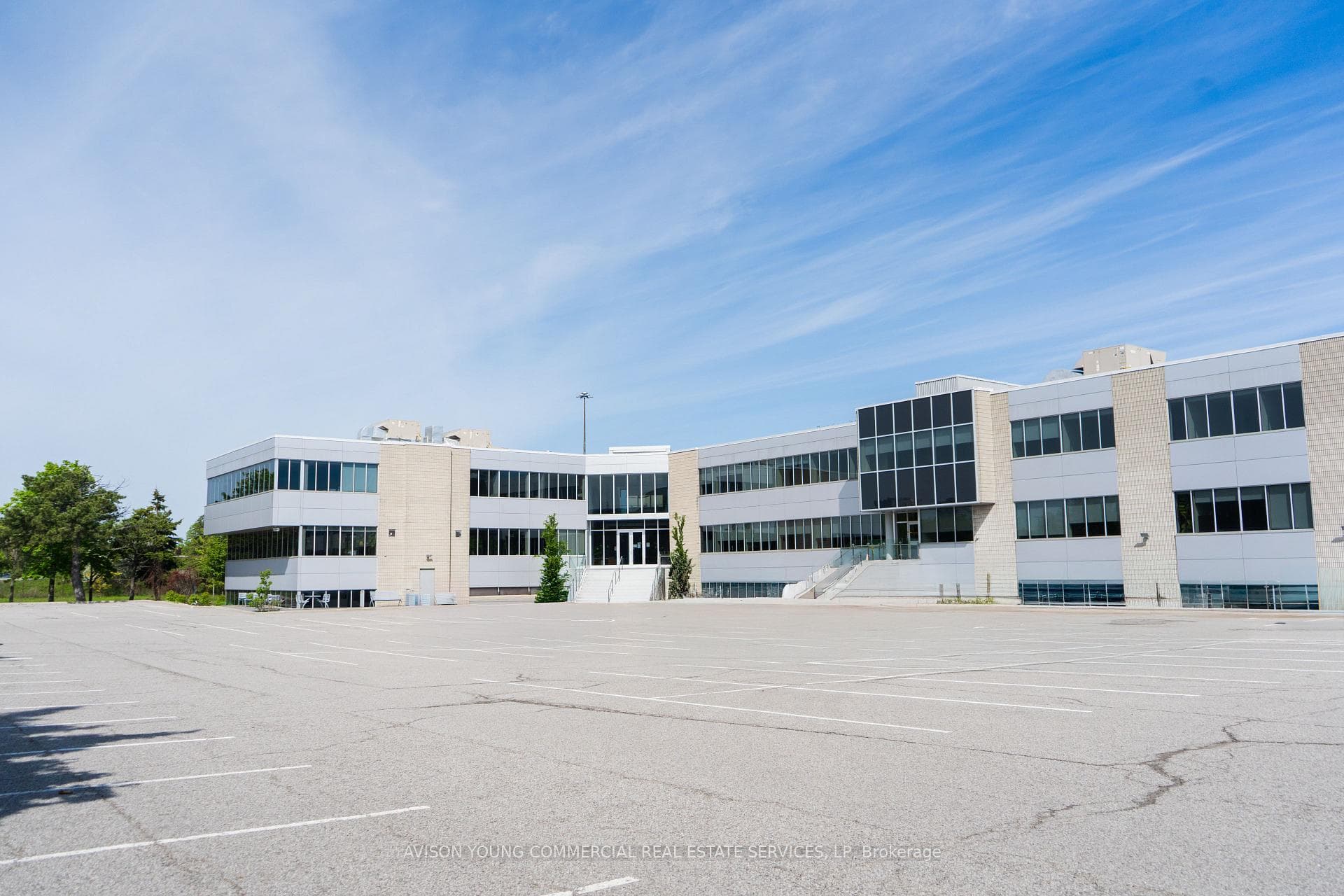 1 Sparks Avenue Unit 33, Hillcrest Village / Bayview Village, ON M2H 2W1 - Photo 1
