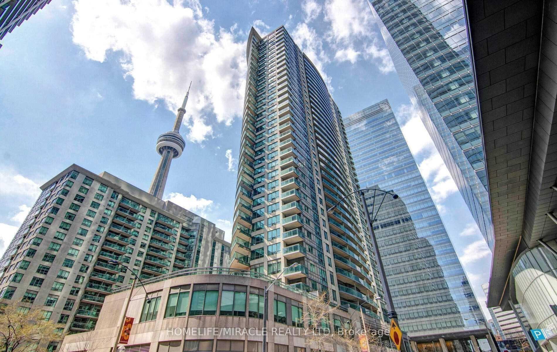 30 Grand Trunk Crescent Unit 1509, Downtown Toronto / Waterfront, ON M5J 3A4 - Photo 1