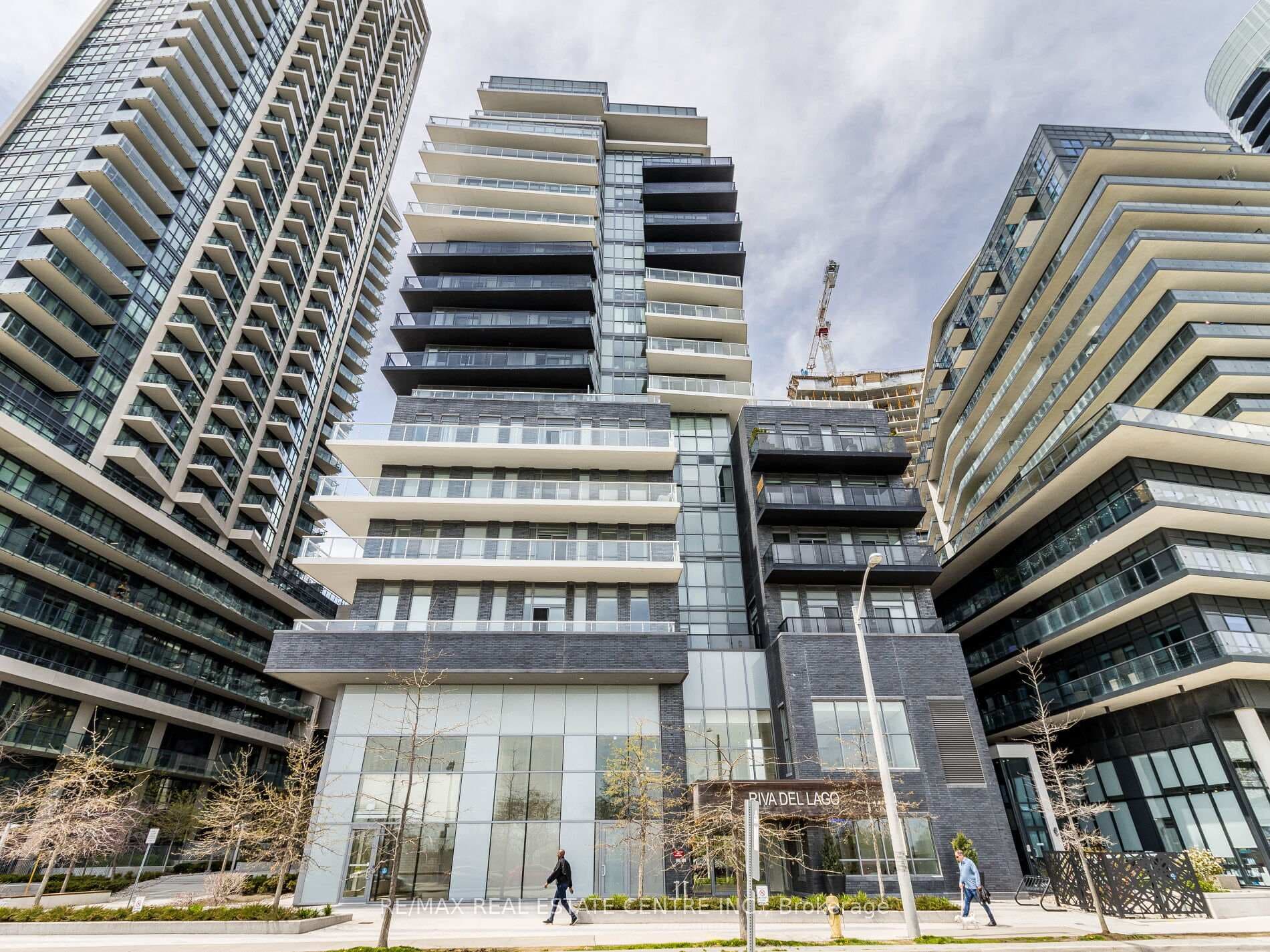 110 Marine Parade Drive Unit 207, Liberty Village / Parkdale / South Parkdale, ON M8V 0B6 - Photo 1