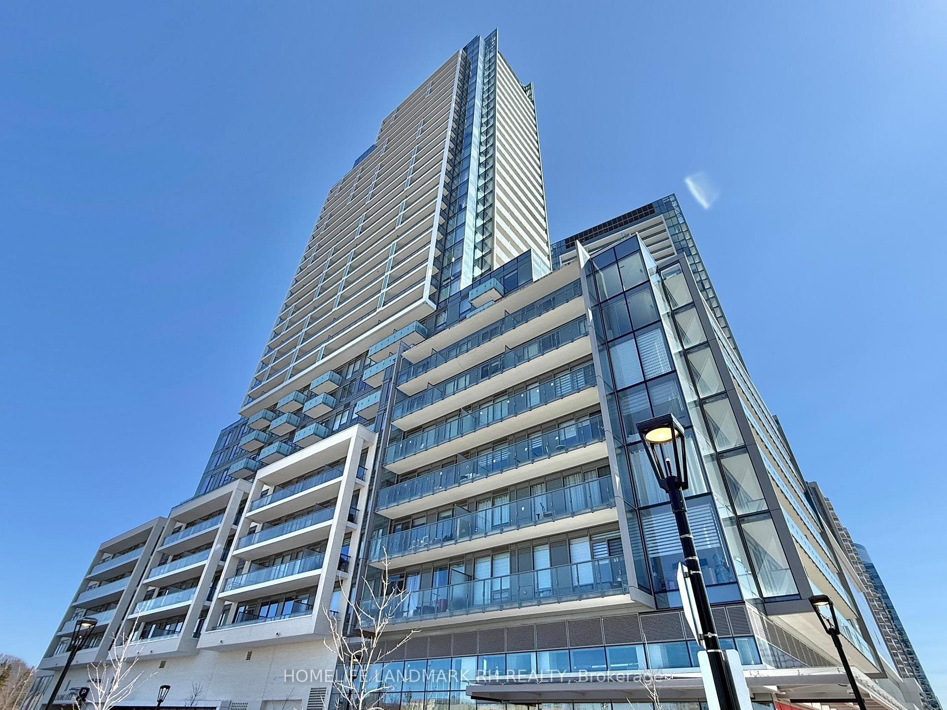 7 Golden Lion Heights Unit N1013, Willowdale / Newtonbrook, ON M2M 0C1 - Photo 1