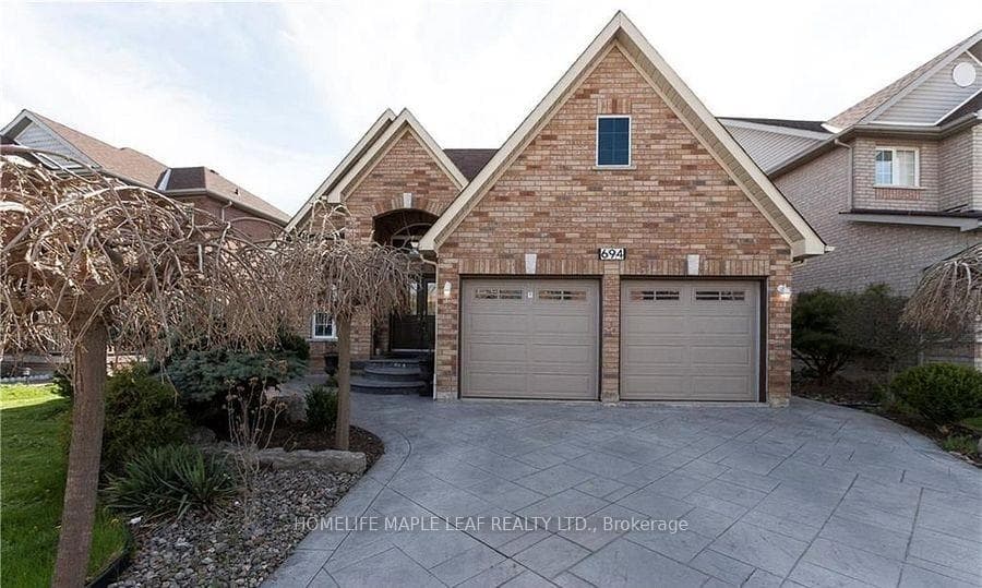 694 Gypsy Fly Crescent, Mississauga, ON L5W 1H5 - Photo 1