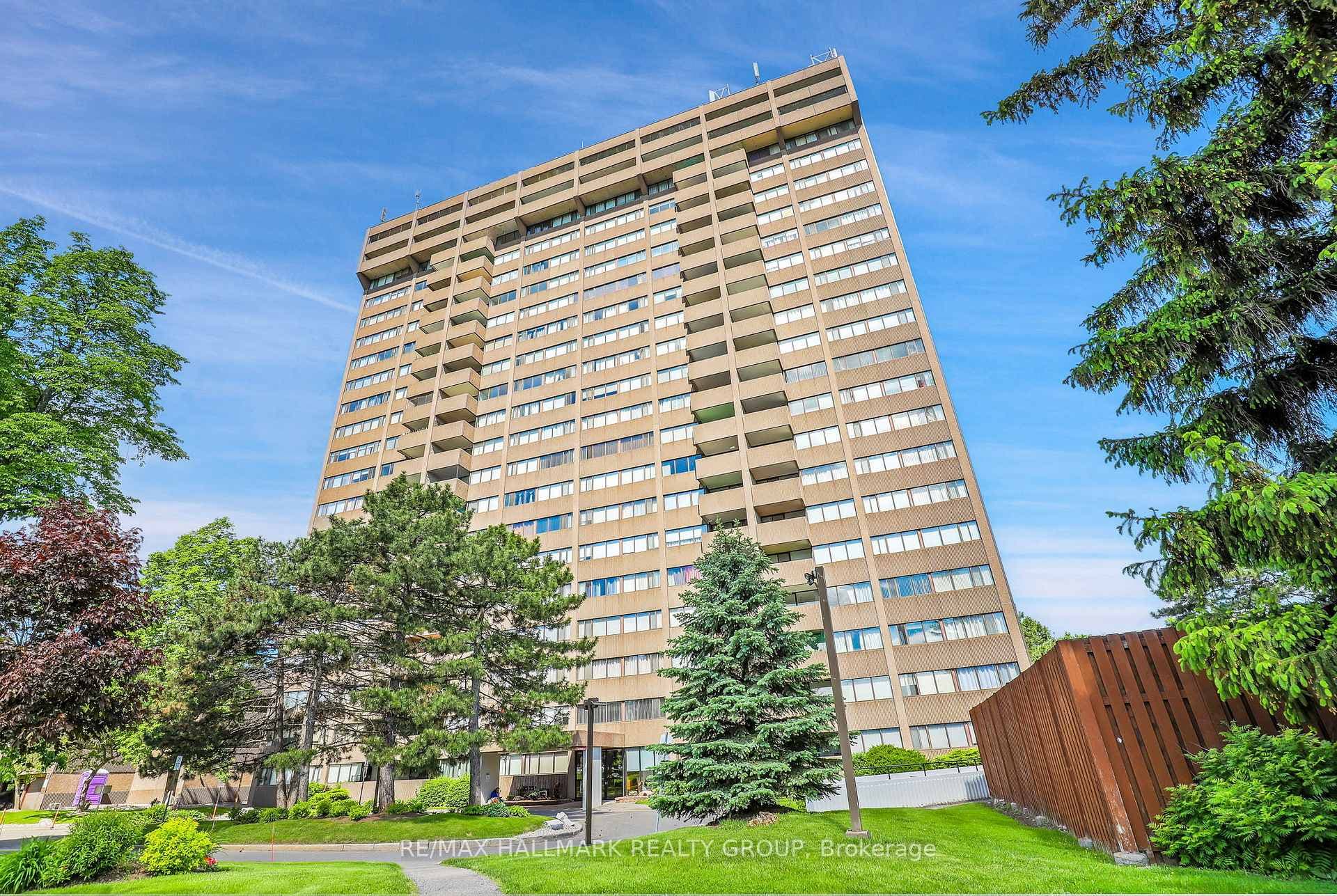 1285 Cahill Drive Unit 1604, Hunt Club - South Keys and Area