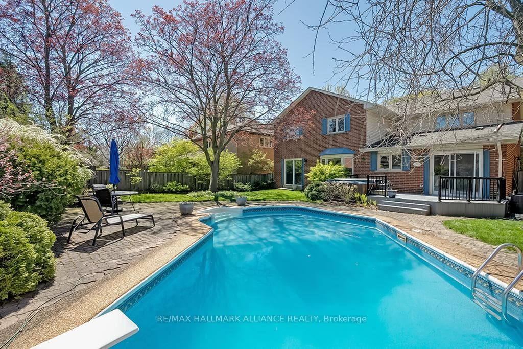 407 Bonny Meadow Road, Oakville, ON L6J 6H1 - Photo 1