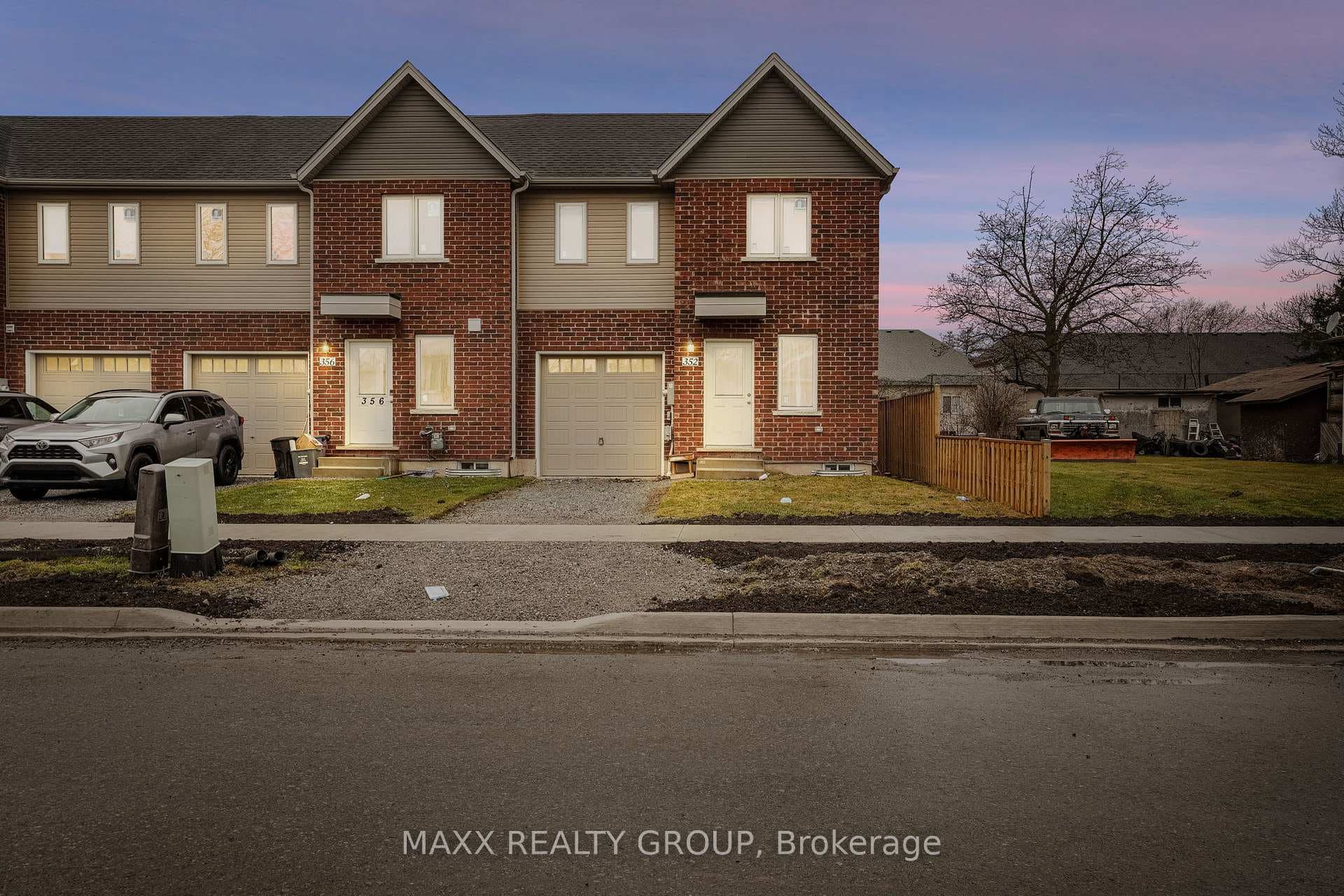 352 Alberta Street, Welland, ON L3B 0K5 - Photo 1